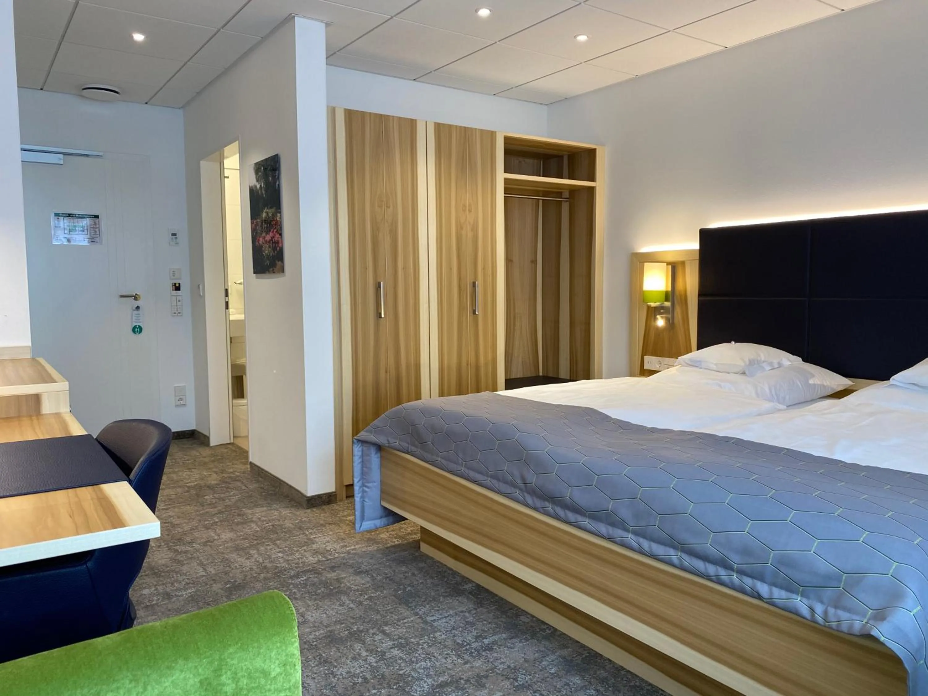 Photo of the whole room, Bed in Hotel Wieting