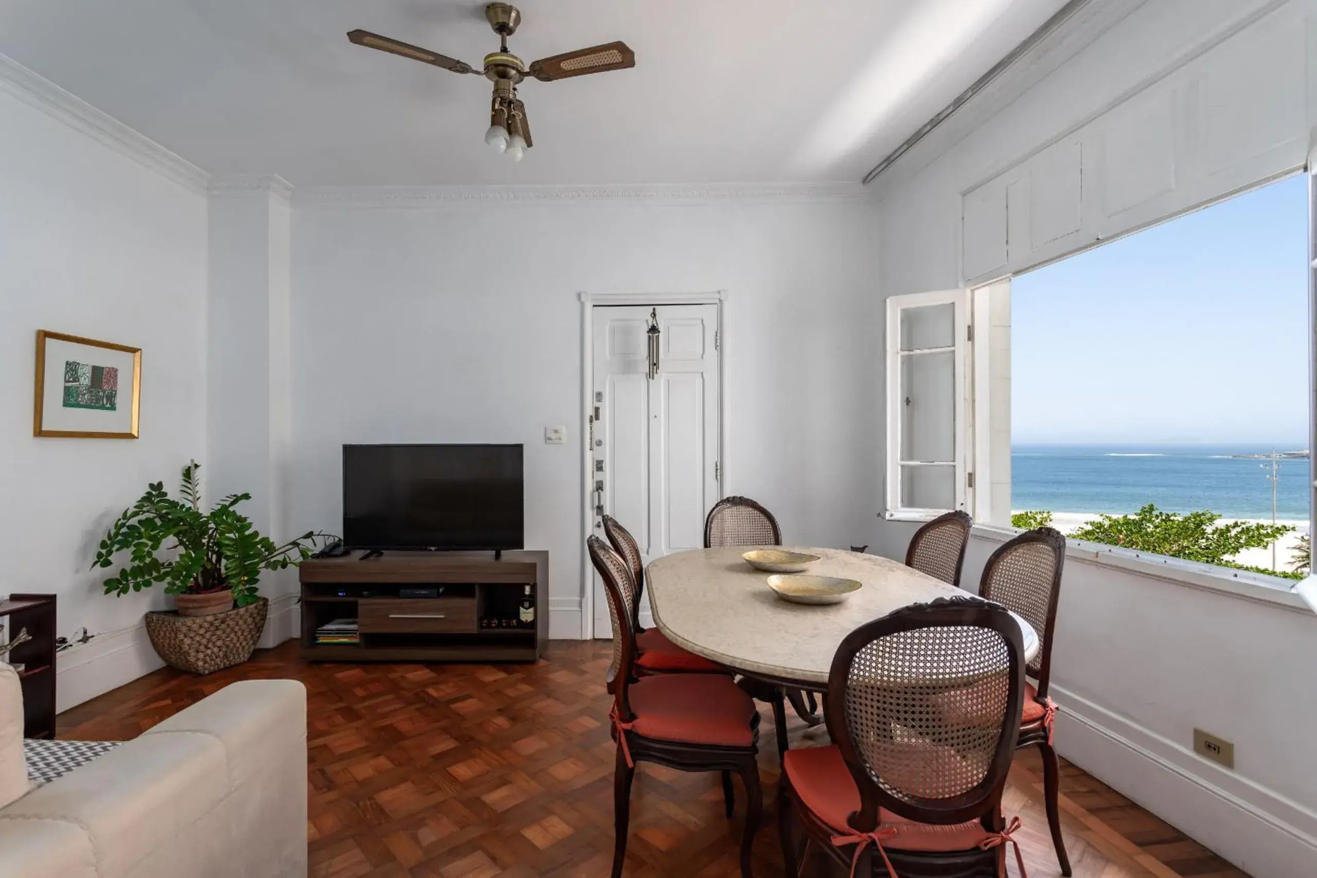 Encantador em Copacabana - Vista Oceânica - BI701 Z3 Encantador em Copacabana - Vista Oceânica - BI701 Z3