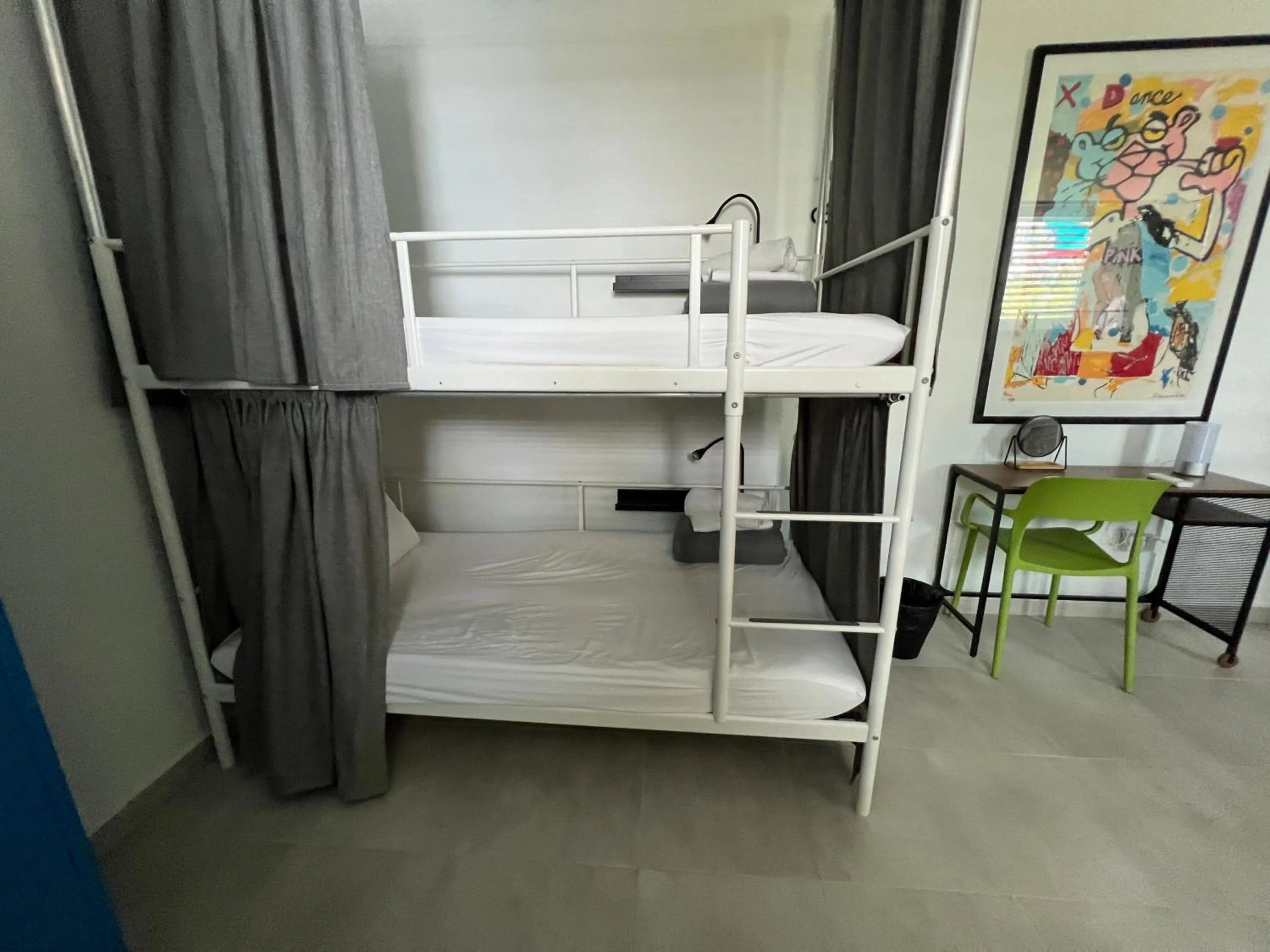 bunk bed, Bed in Nomada Beach Hostel- Isla Verde