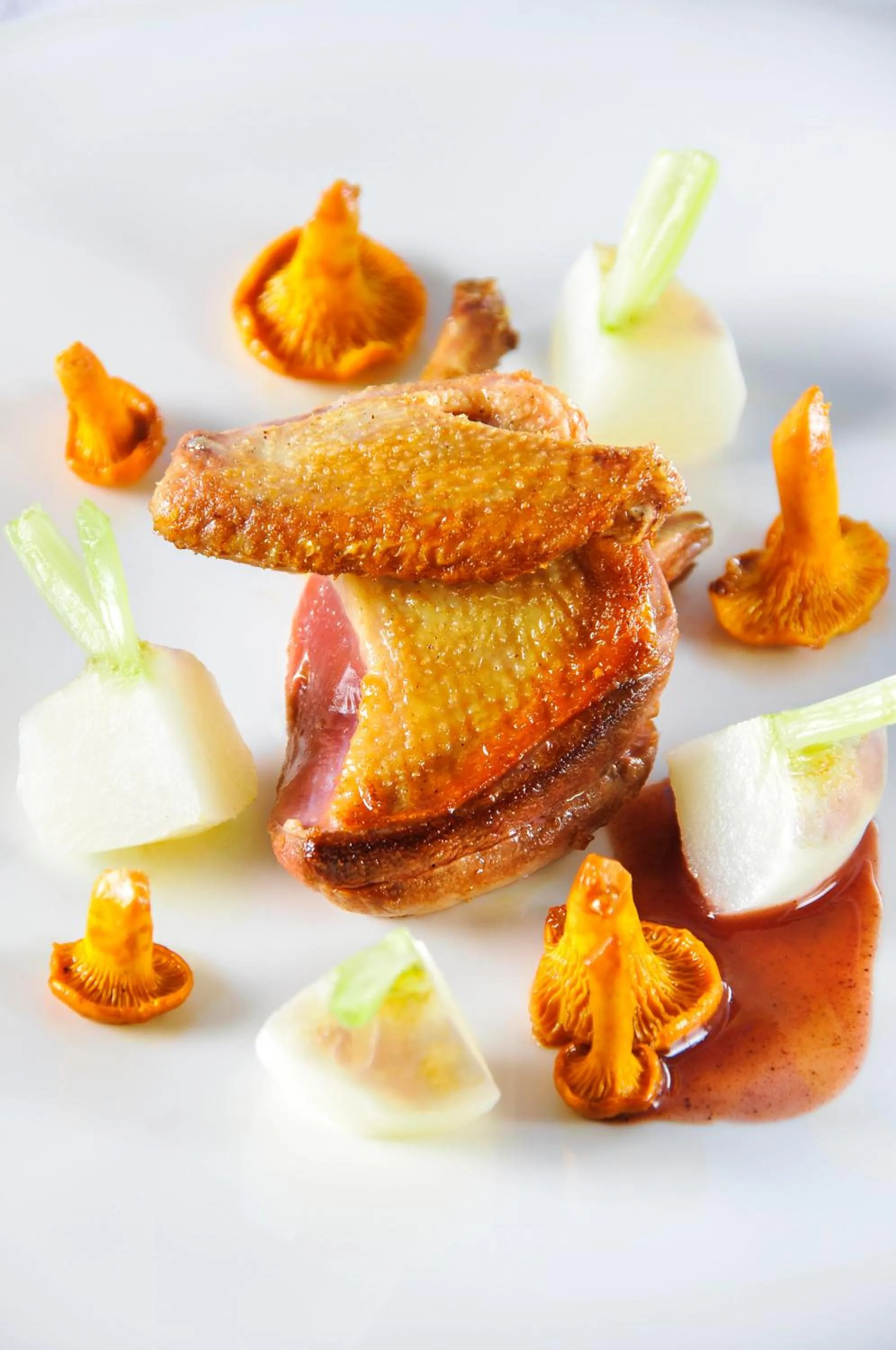 Restaurant/places to eat in Logis Hôtel Restaurant Château Bellevue