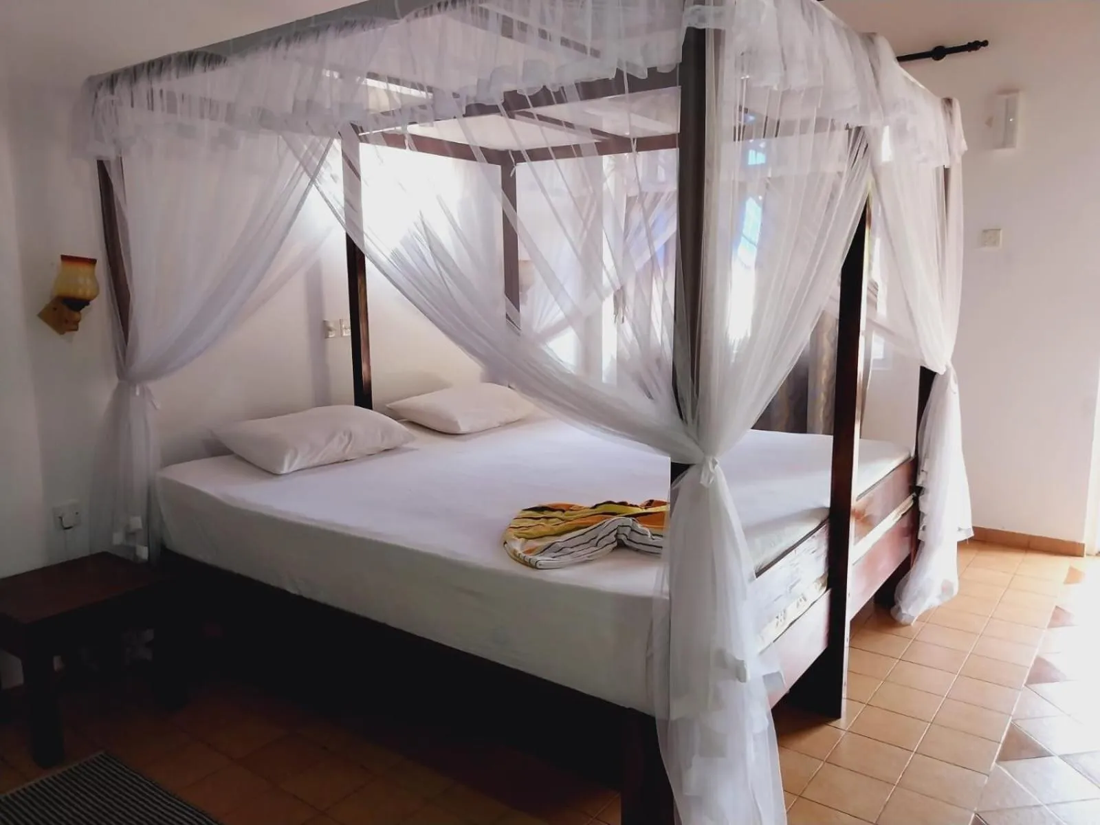 Bed in Avin Beach Villa