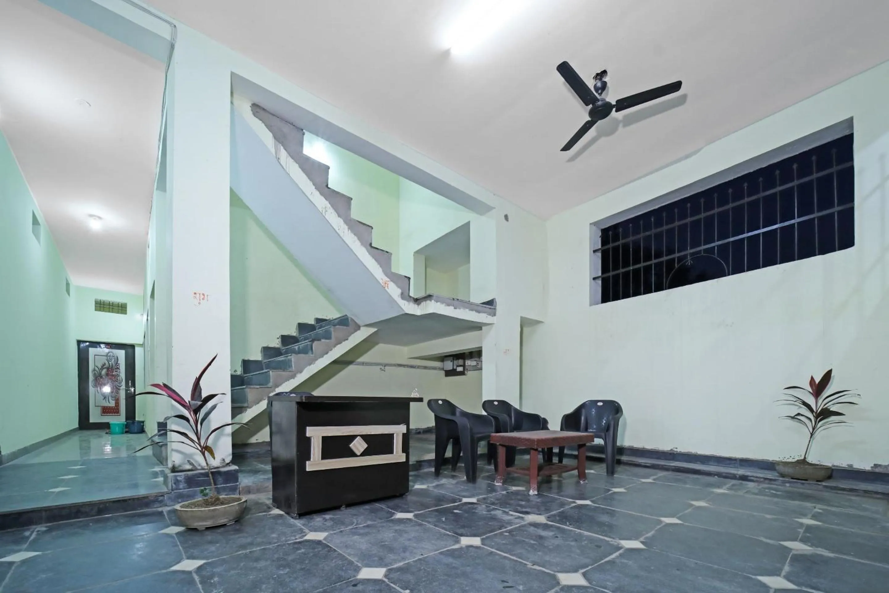 Lobby or reception in Hotel O Amaira