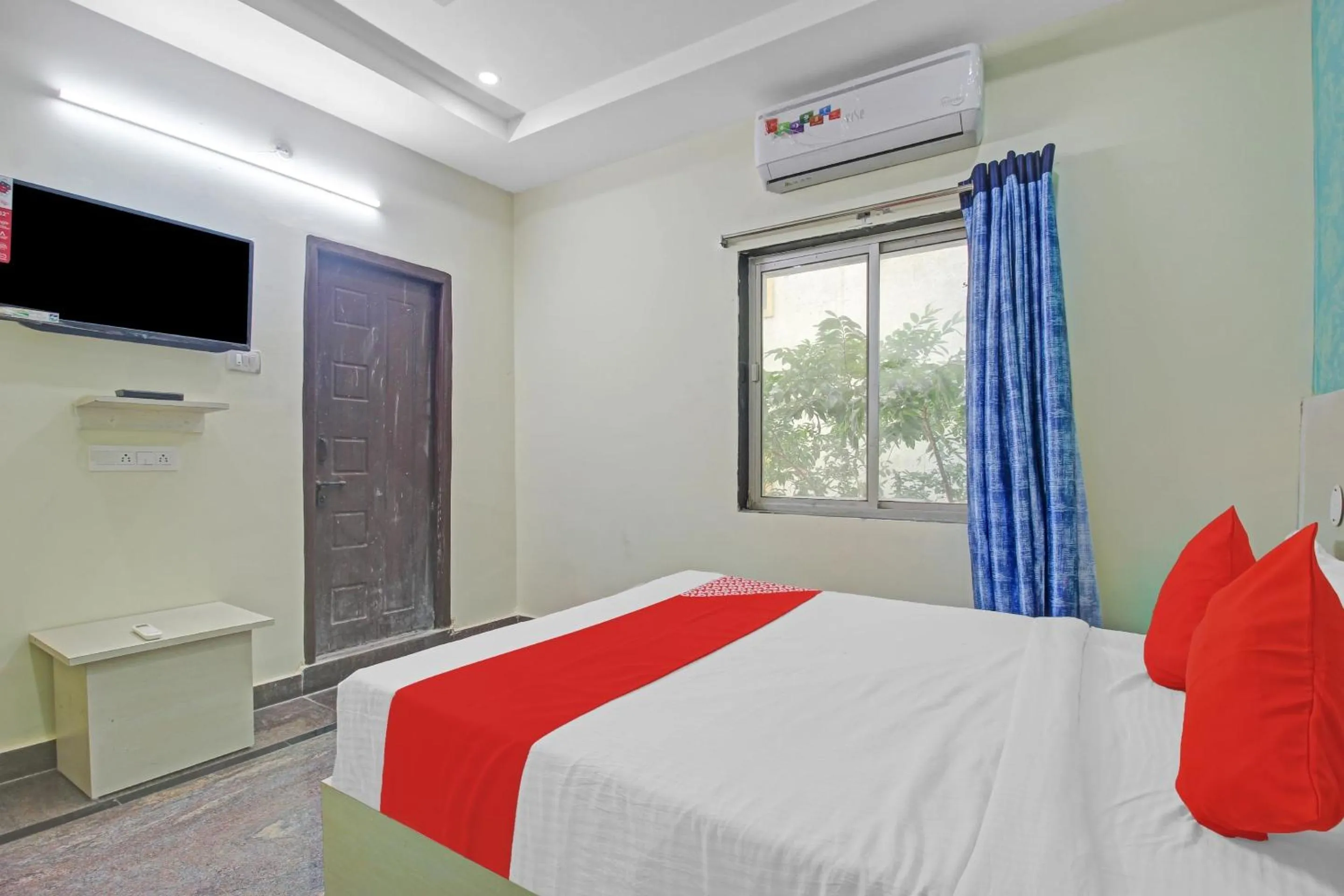 Bedroom in Hotel O Lavish Stay