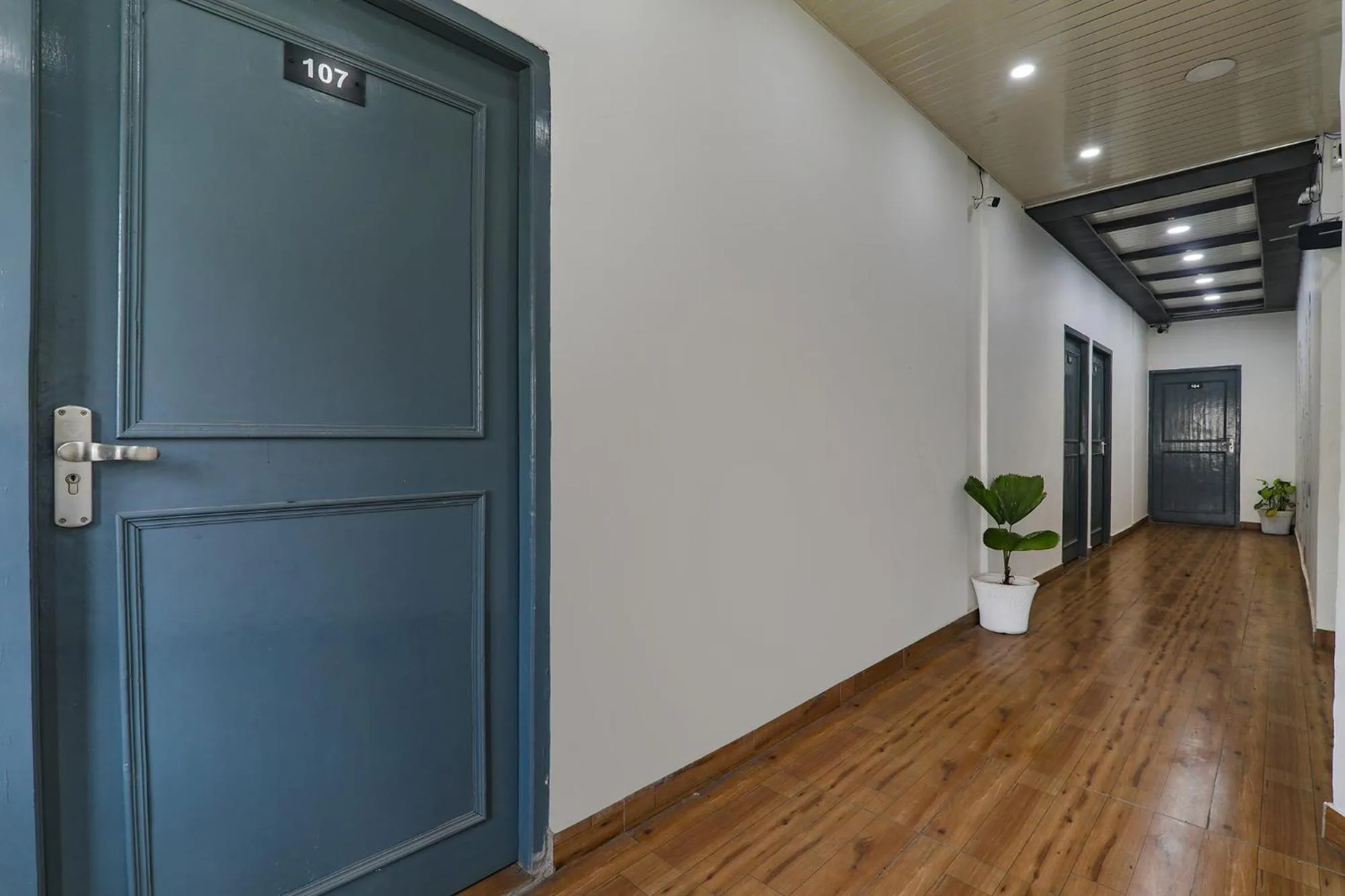 Lobby or reception in FabHotel Super 3 Premium II