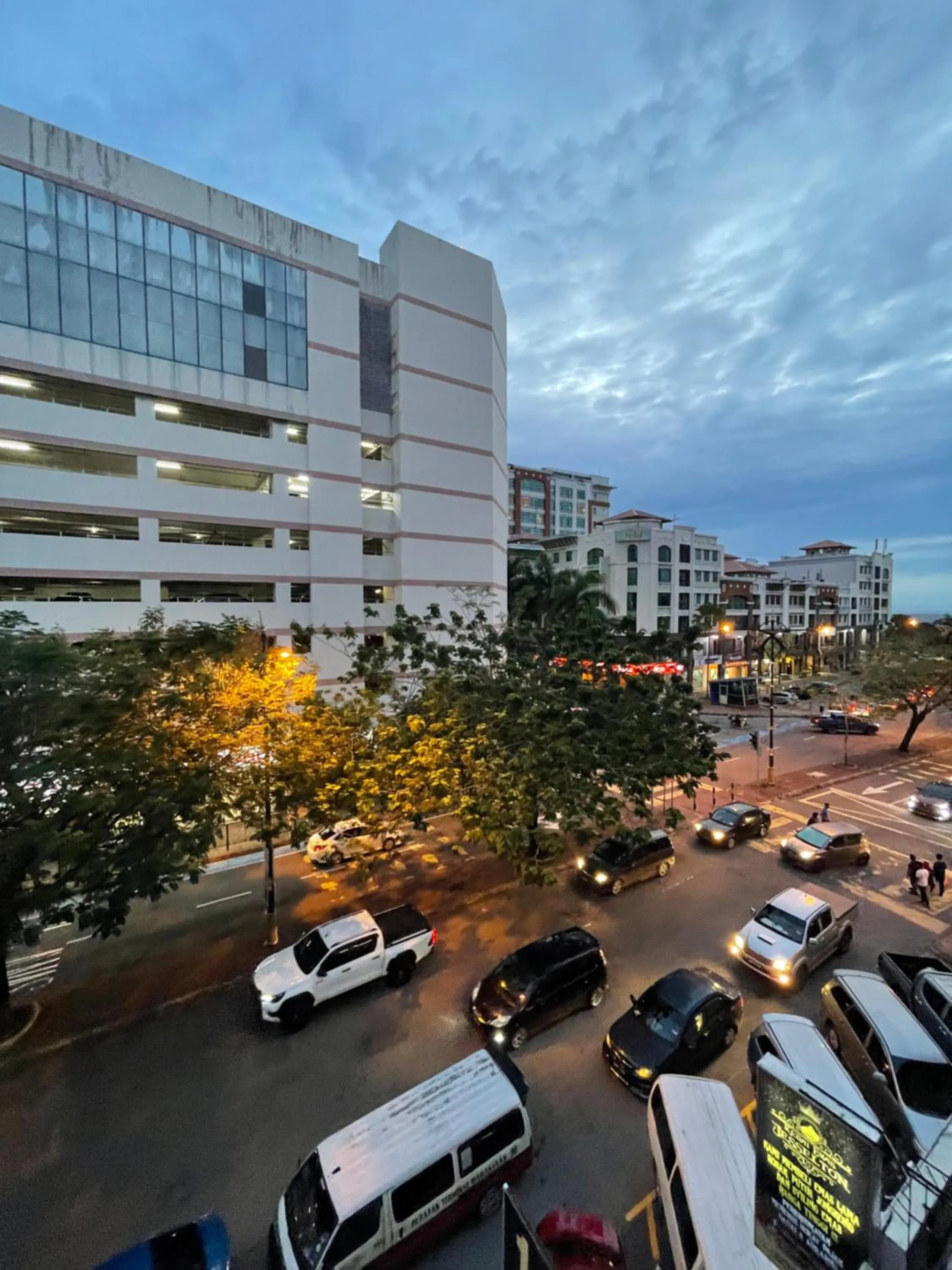 Property building in Escape Backpackers KK