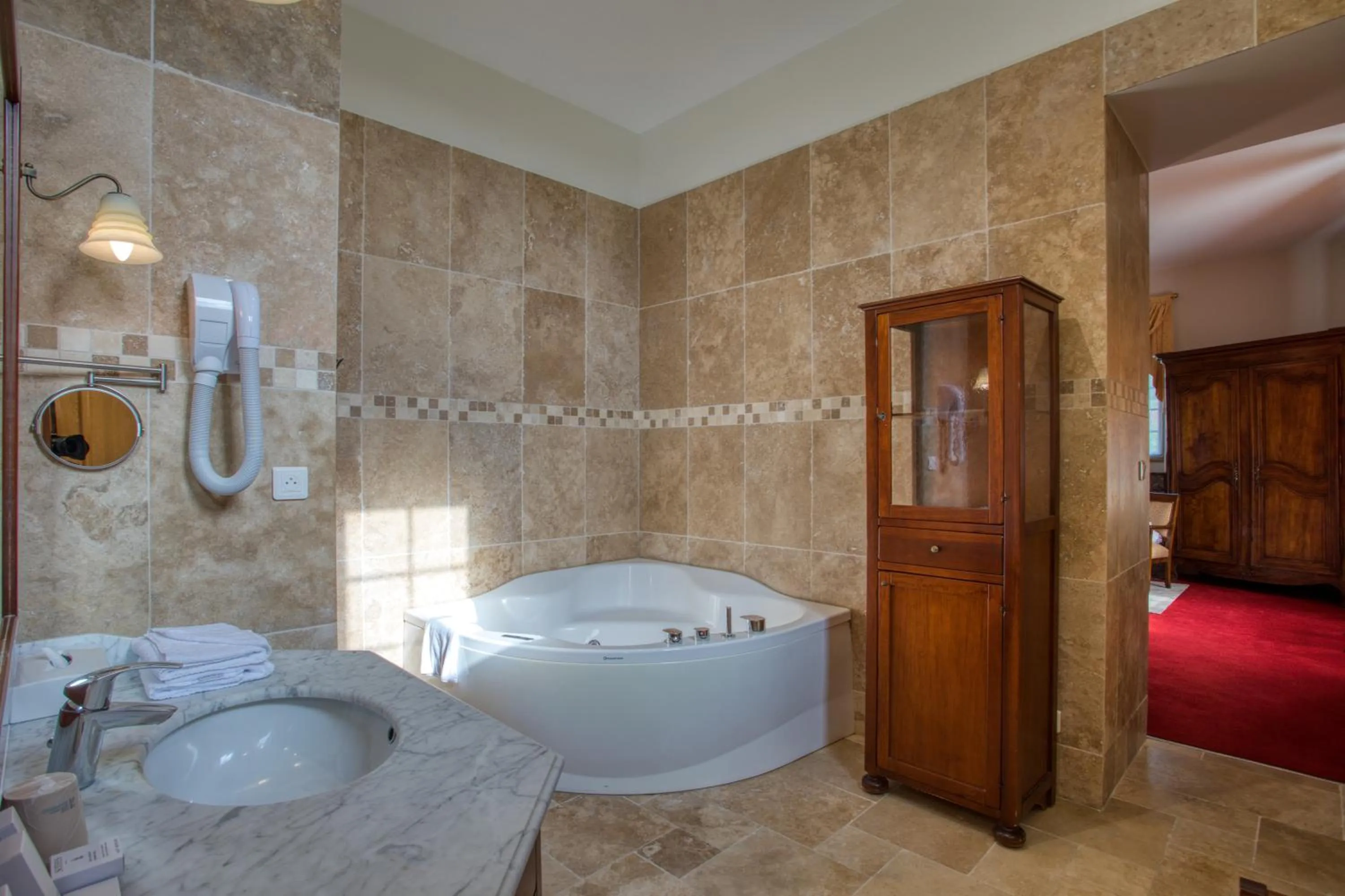 Shower in Domaine de Monrecour - Hôtel & Restaurant - Proche de Sarlat