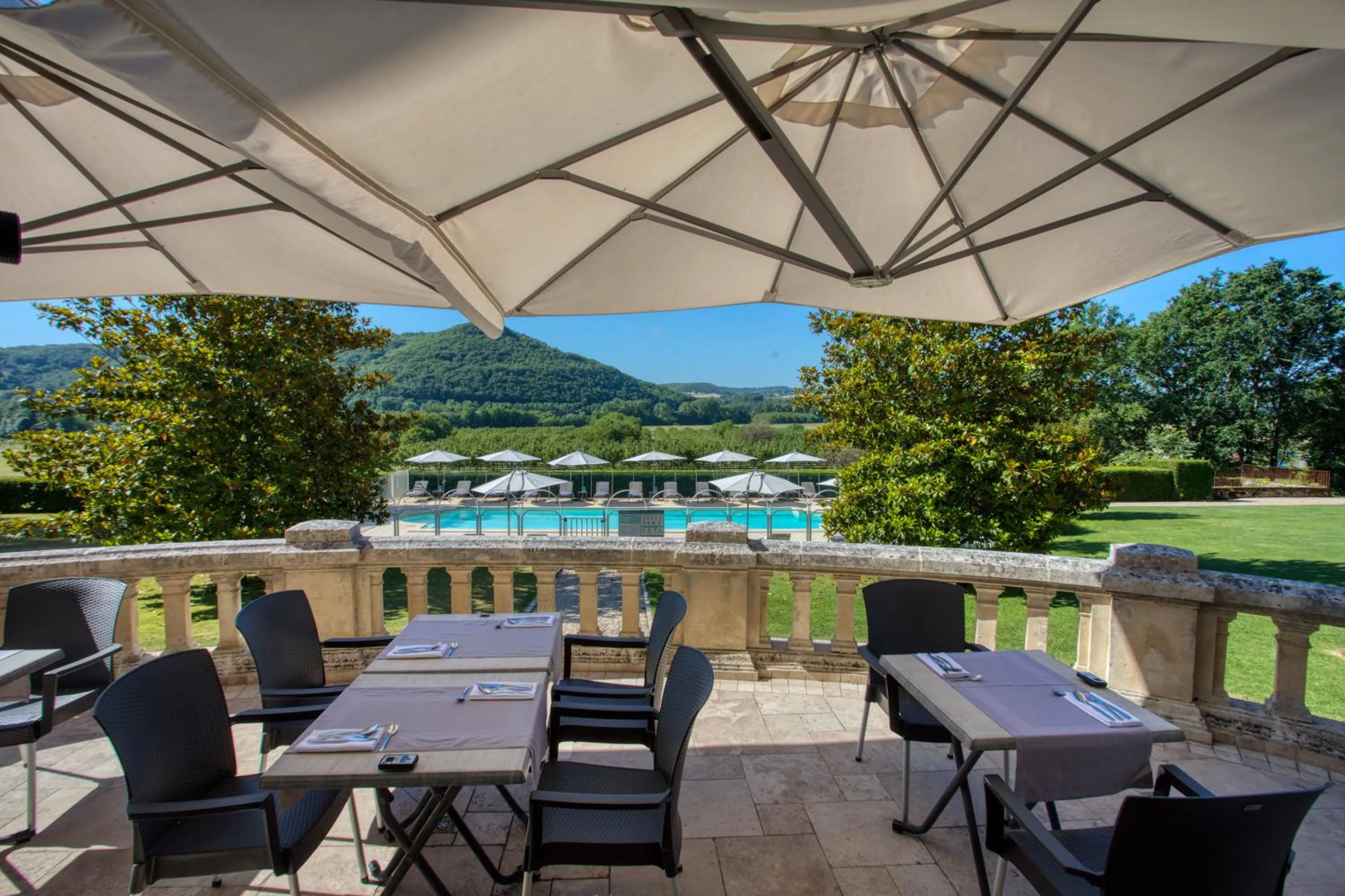 Breakfast in Domaine de Monrecour - Hôtel & Restaurant - Proche de Sarlat