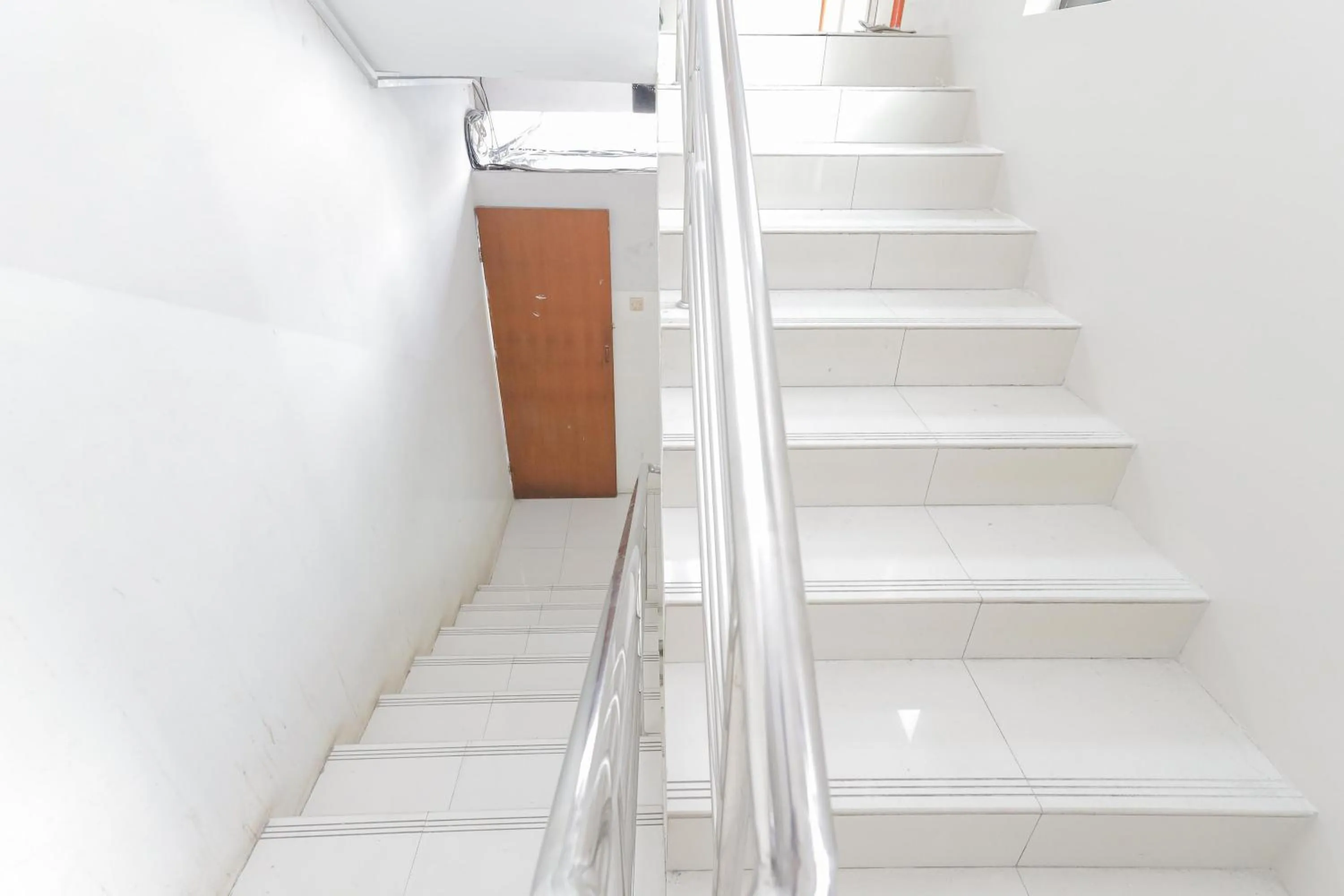 Floor plan in KoolKost near Tunjungan Plaza