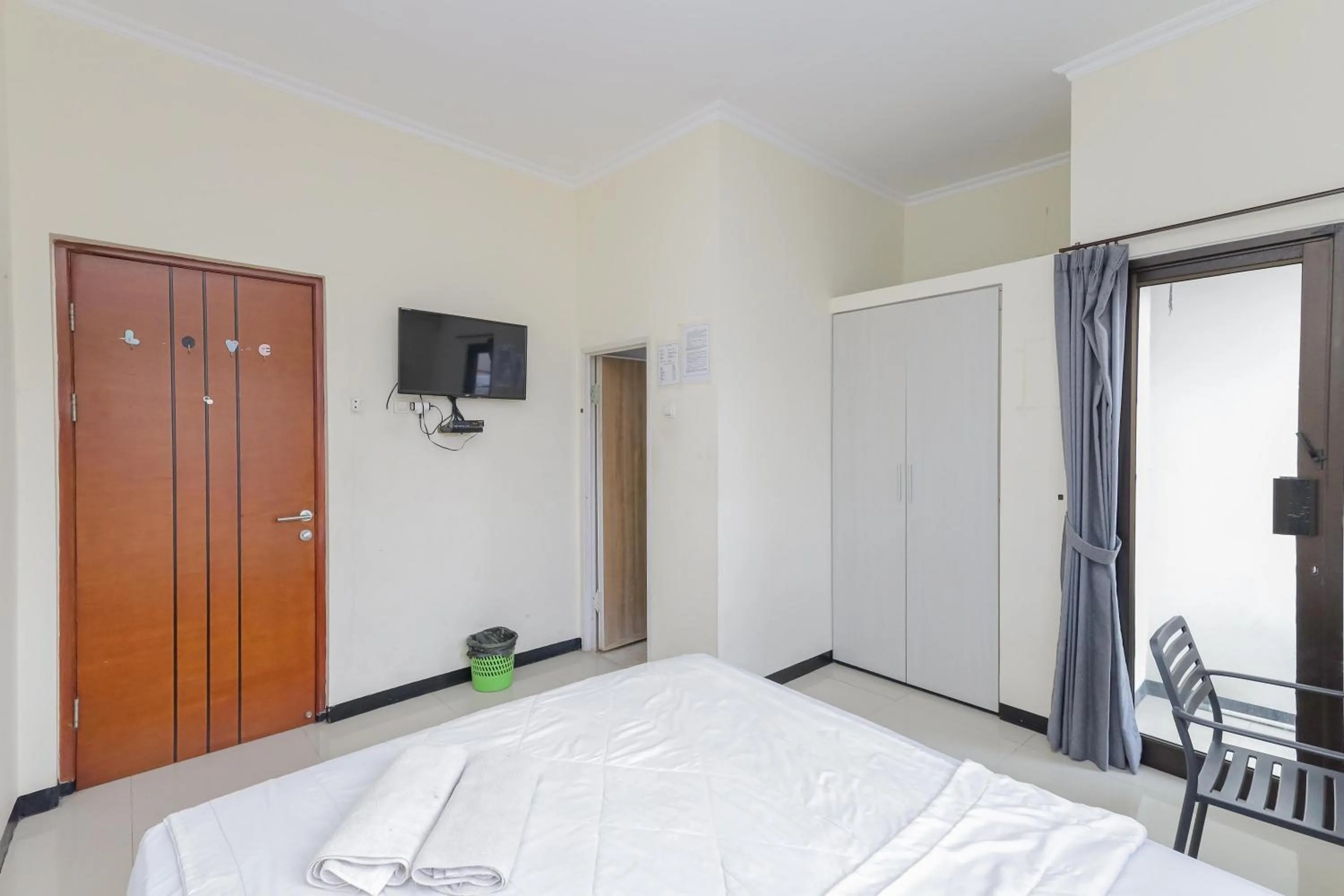 Bedroom in KoolKost near Tunjungan Plaza