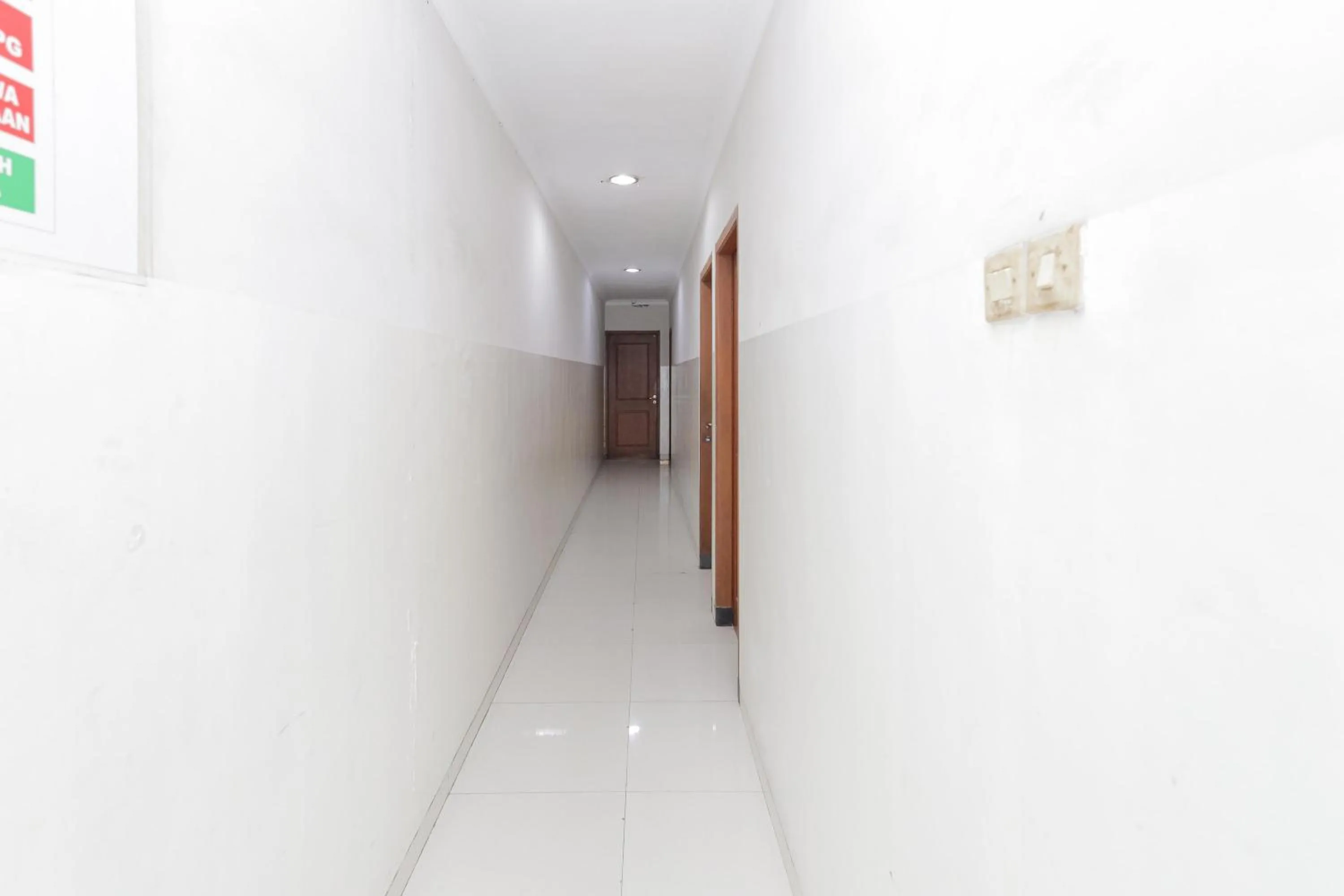 Floor plan in KoolKost near Tunjungan Plaza