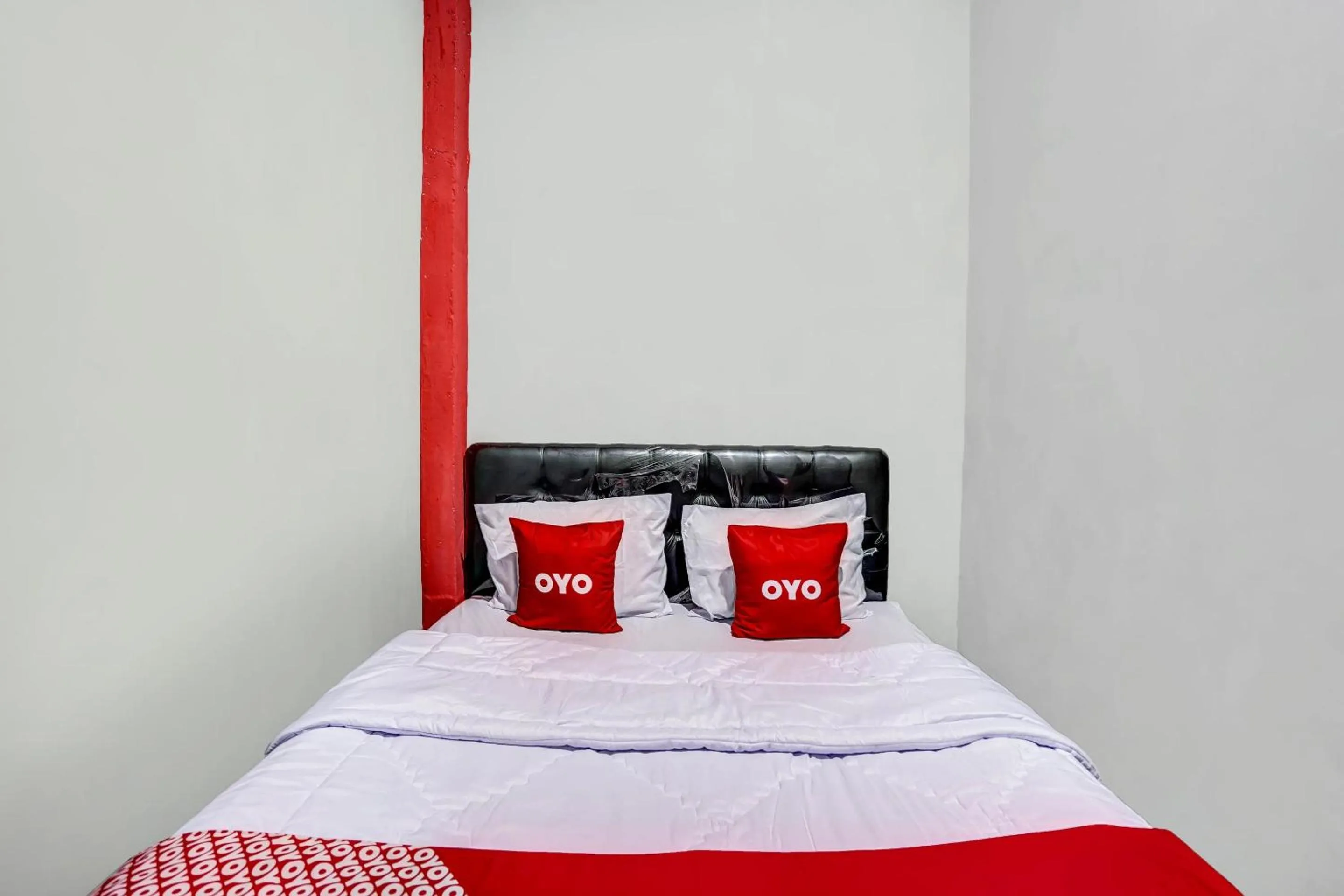 Bedroom, Bed in Hotel O Griyo Sonia