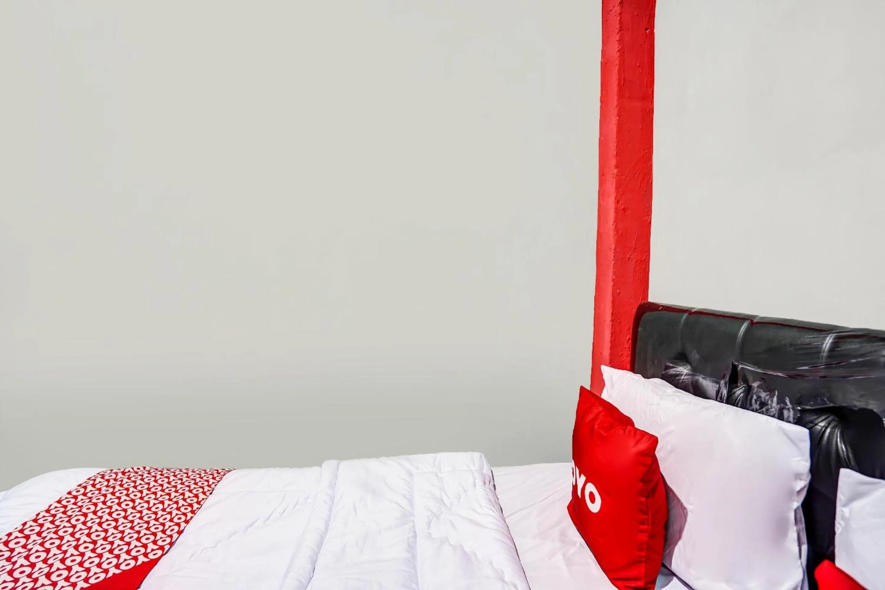 Bedroom, Bed in Hotel O Griyo Sonia