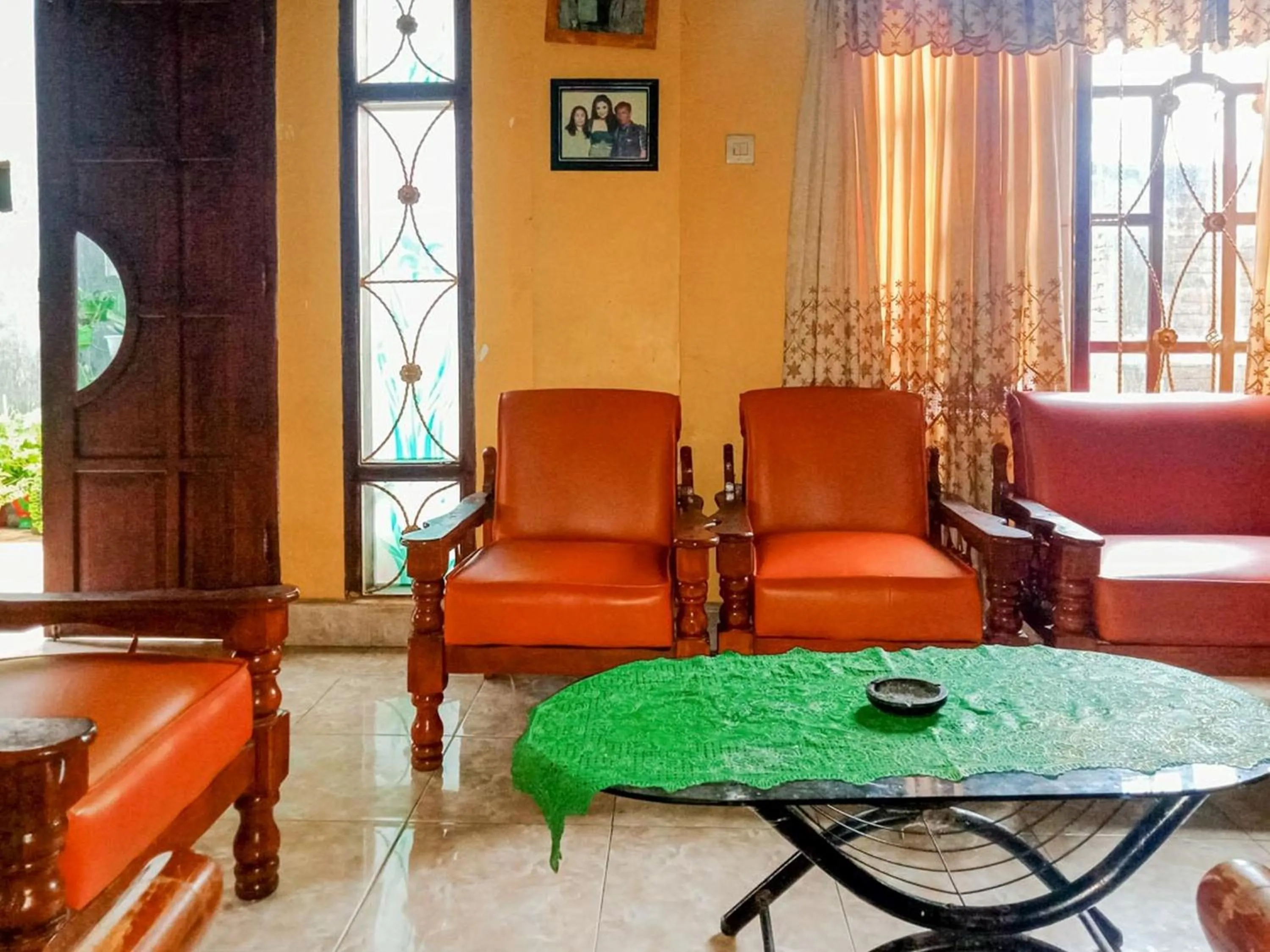 Living room in Hotel O Wisma Awal Fajar Syariah Near Mars Gym Bulukumba