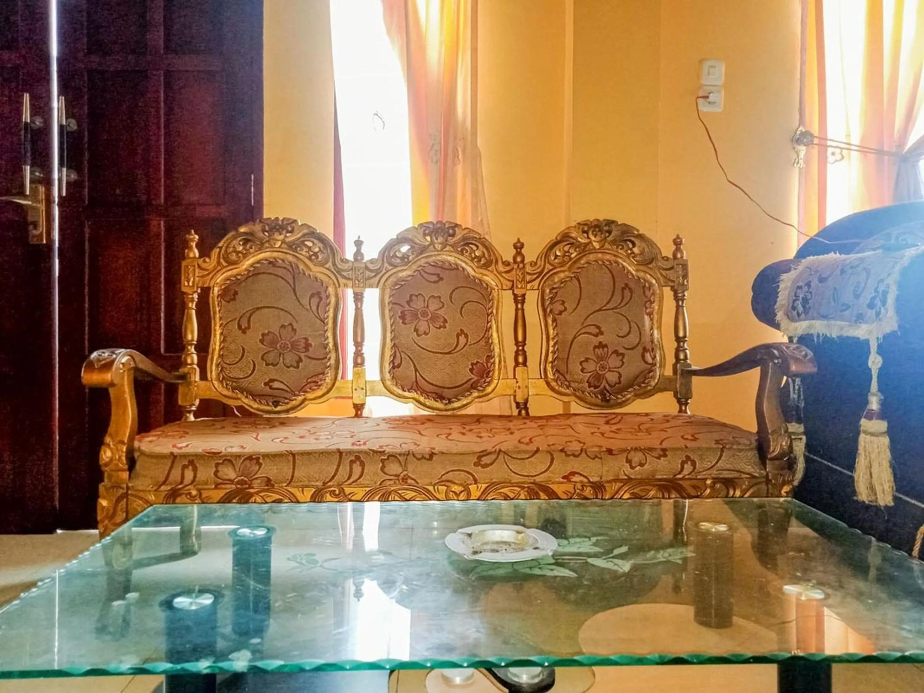 Living room in Hotel O Wisma Awal Fajar Syariah Near Mars Gym Bulukumba