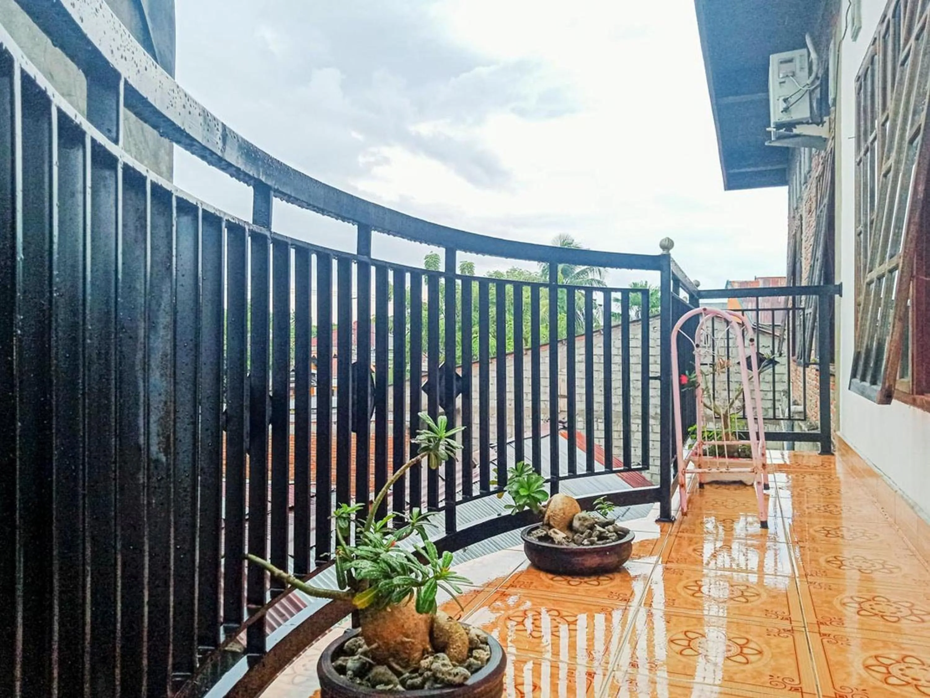 Balcony/Terrace in Hotel O Wisma Awal Fajar Syariah Near Mars Gym Bulukumba
