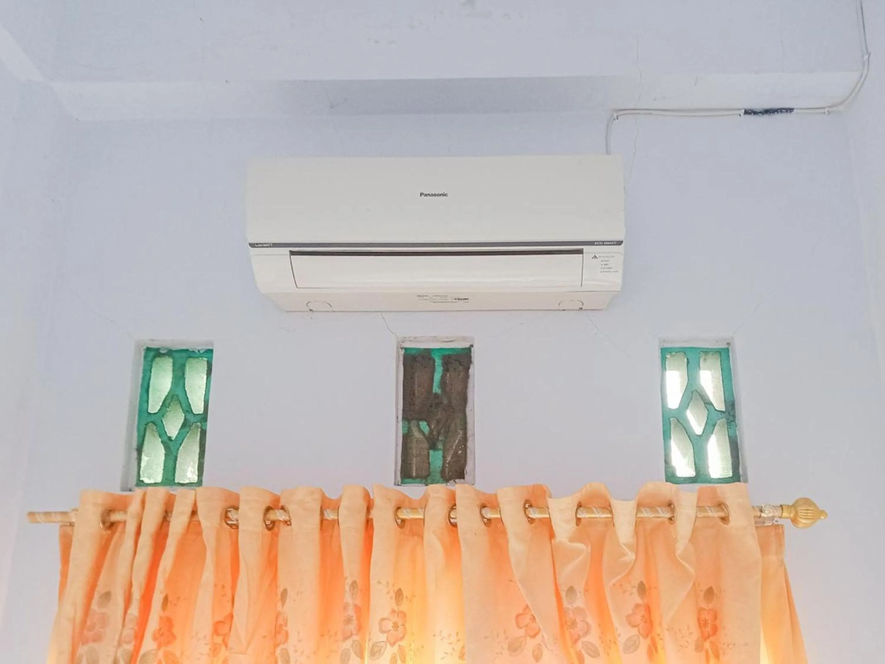 Bathroom in Hotel O Wisma Awal Fajar Syariah Near Mars Gym Bulukumba