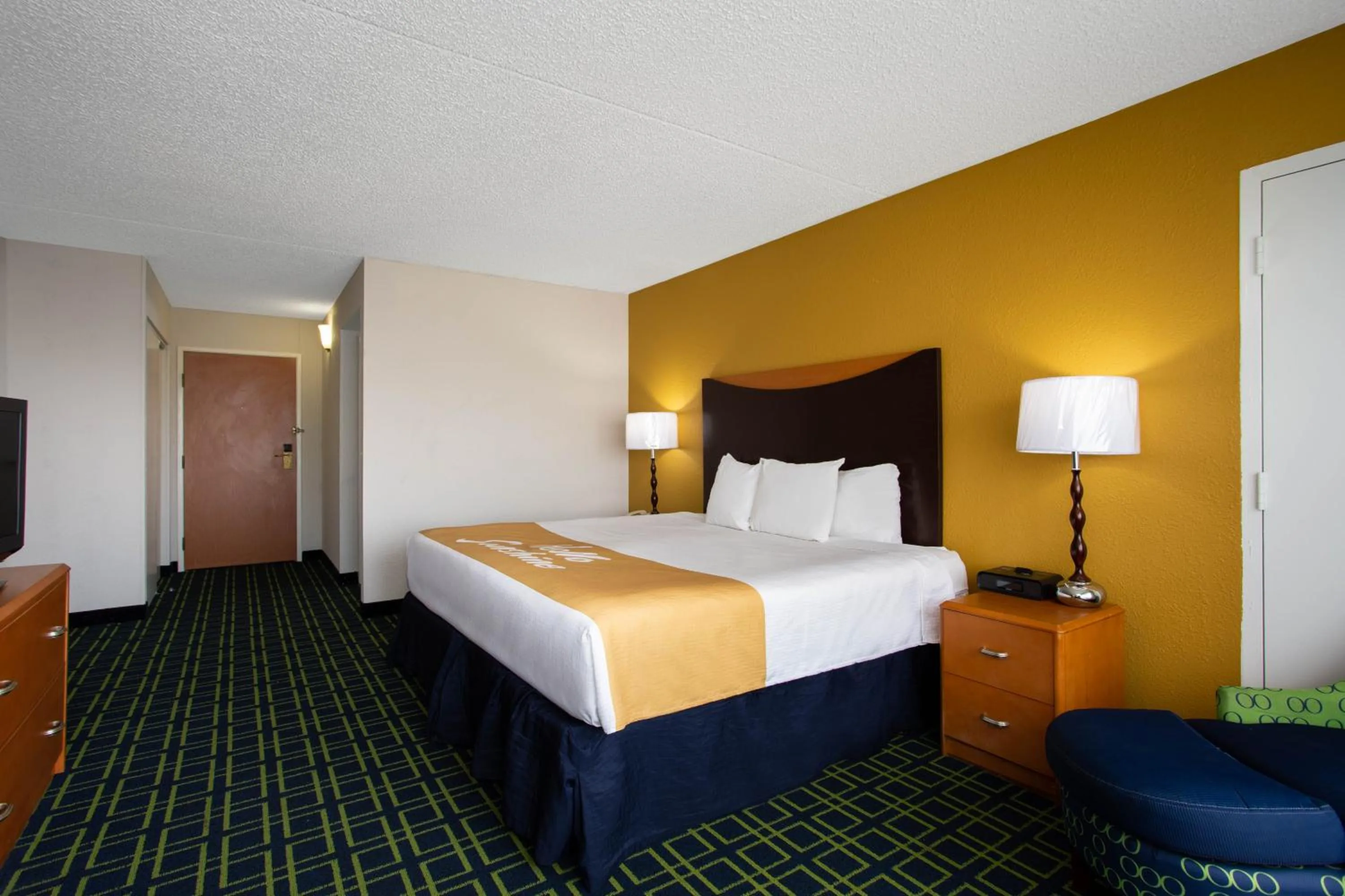 Bed in Days Inn by Wyndham Absecon Atlantic City Area