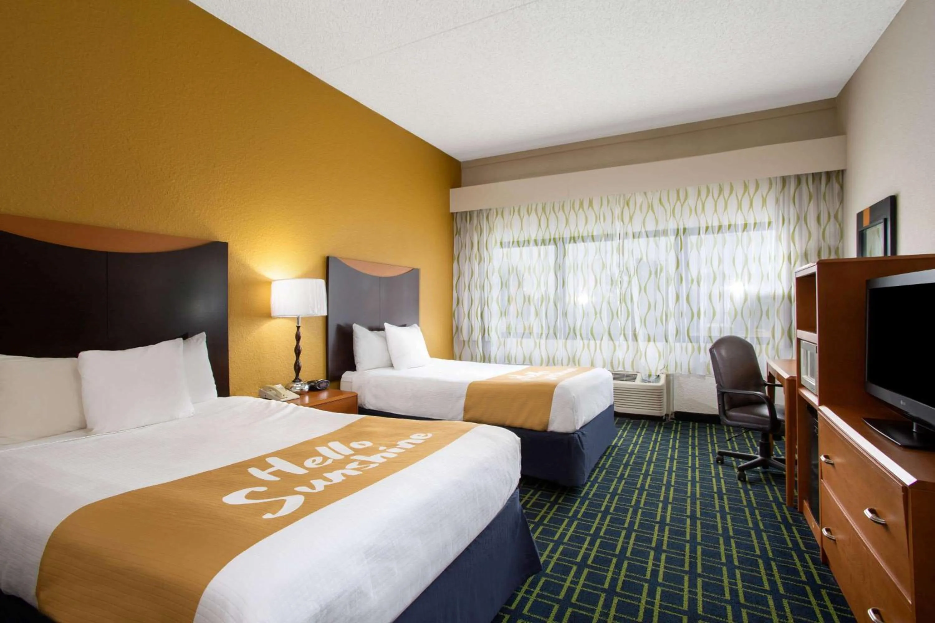 Photo of the whole room, Bed in Days Inn by Wyndham Absecon Atlantic City Area