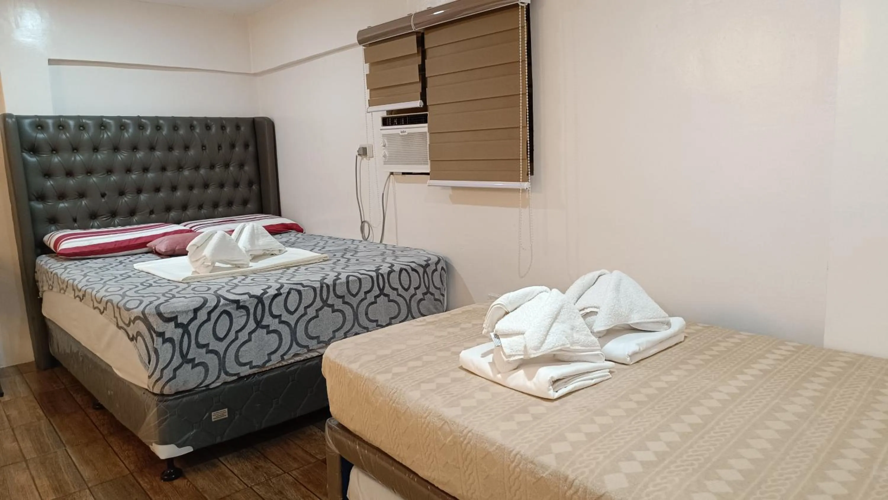 Bed in FB DORMITEL SUITES