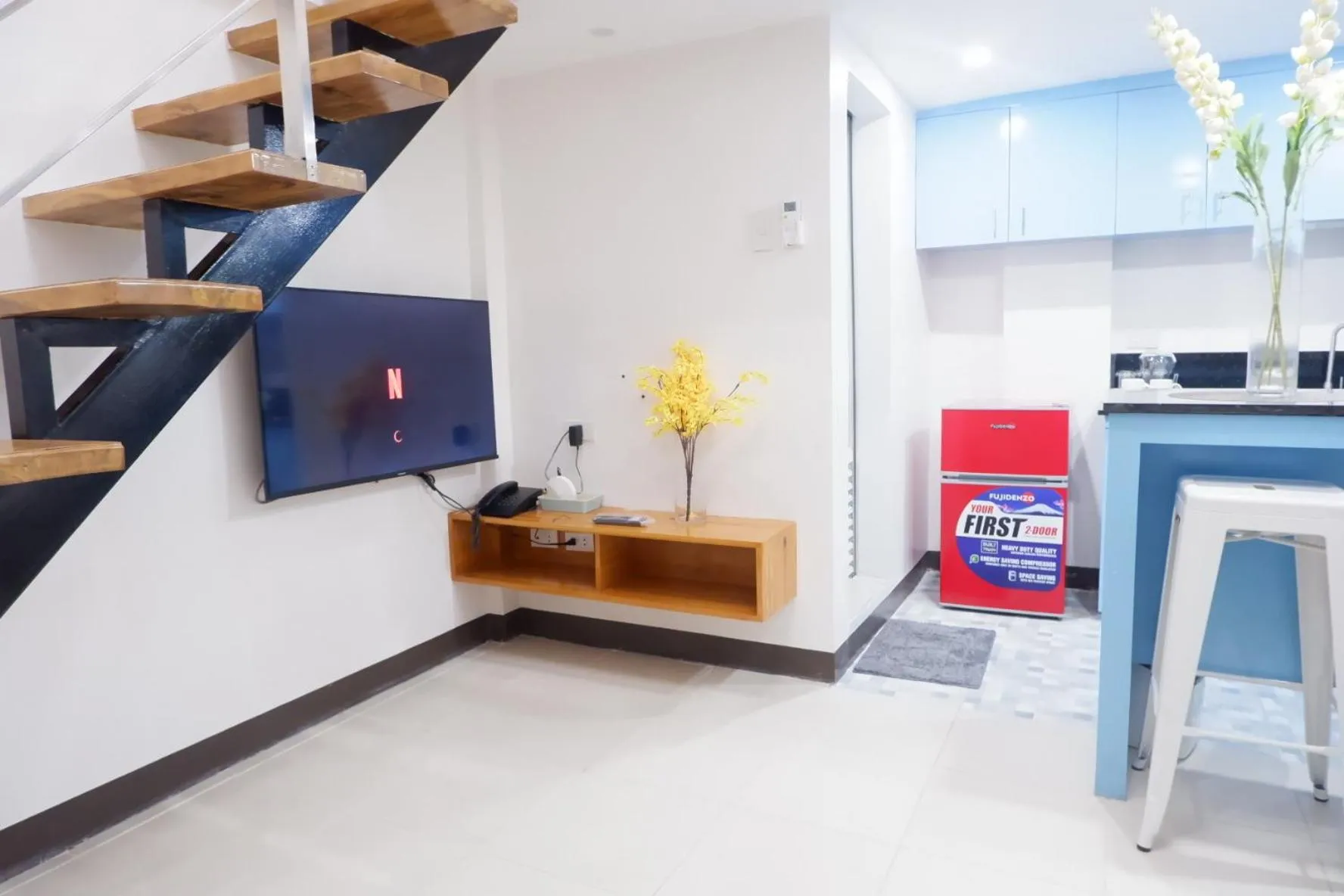 Living room in FB DORMITEL SUITES