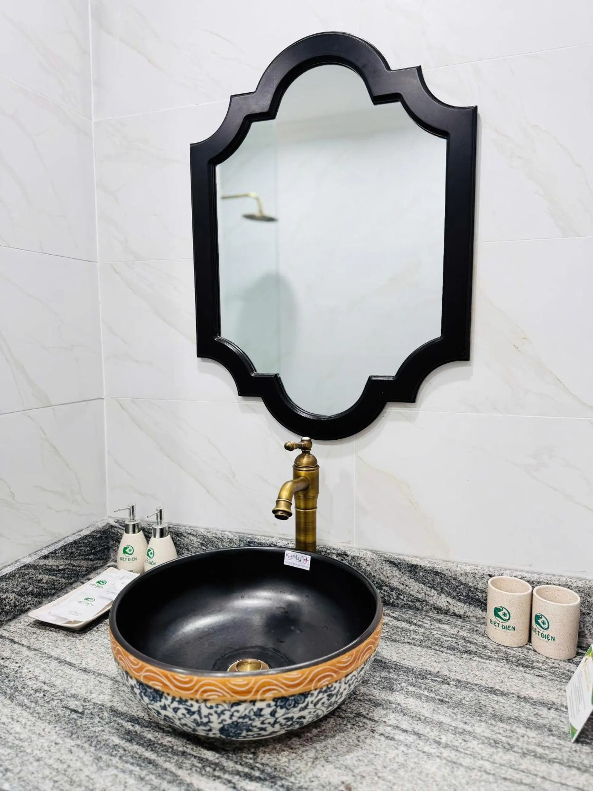 Bathroom in Biet Dien Hotel