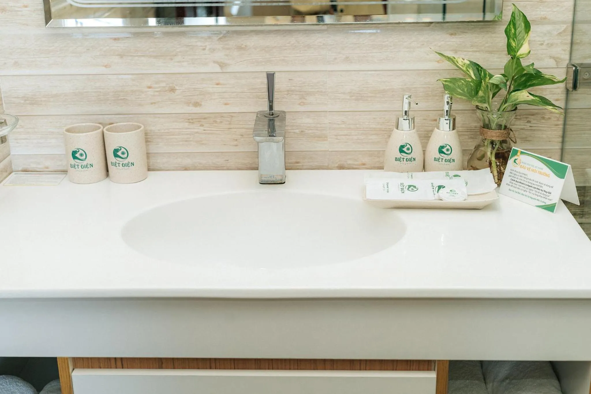 Bathroom in Biet Dien Hotel