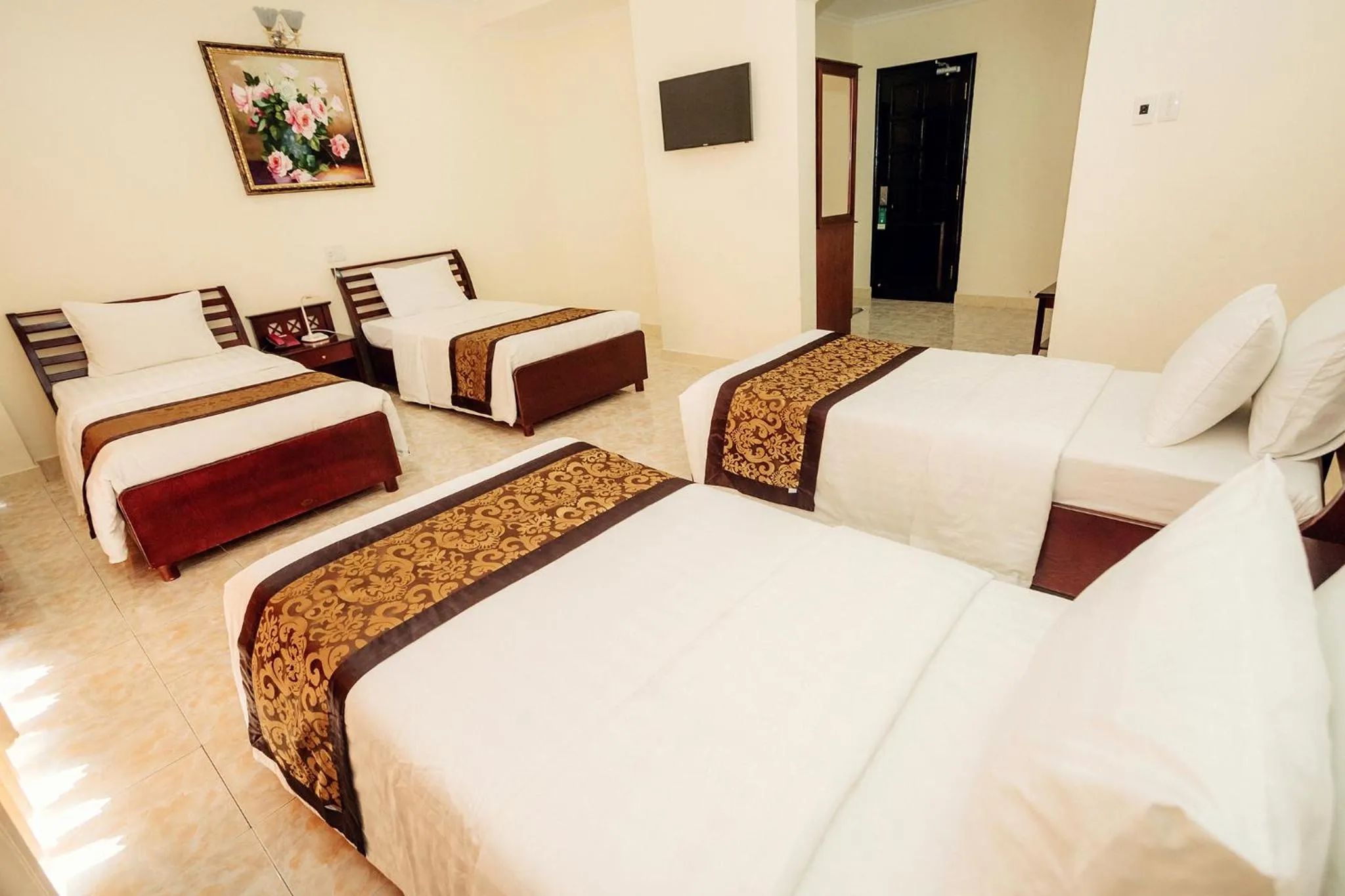 Bed in Biet Dien Hotel