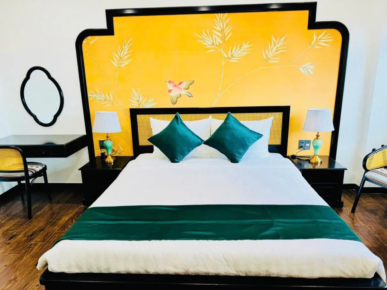 Bedroom, Bed in Biet Dien Hotel