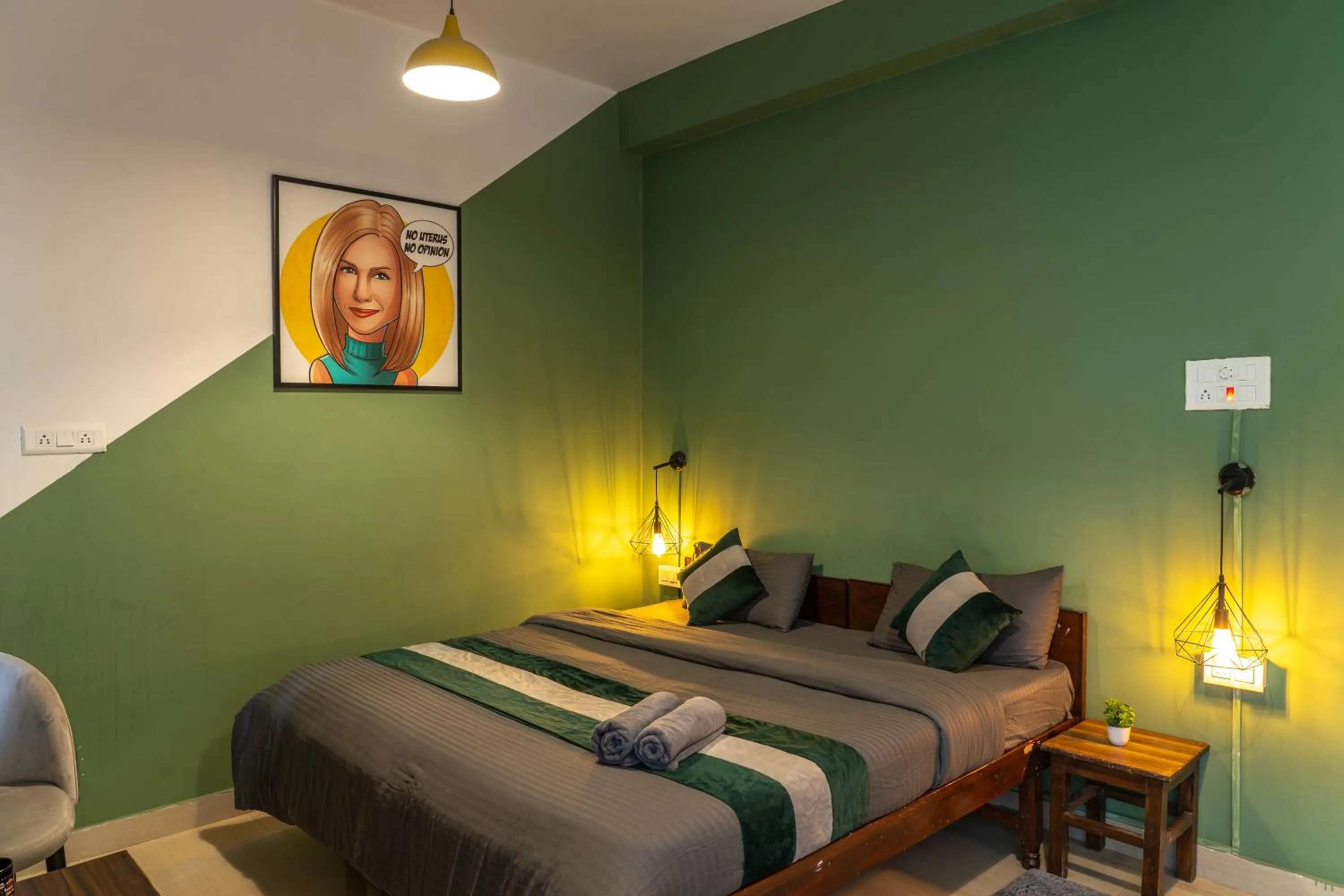 Bed in Whoopers Hostel Bir