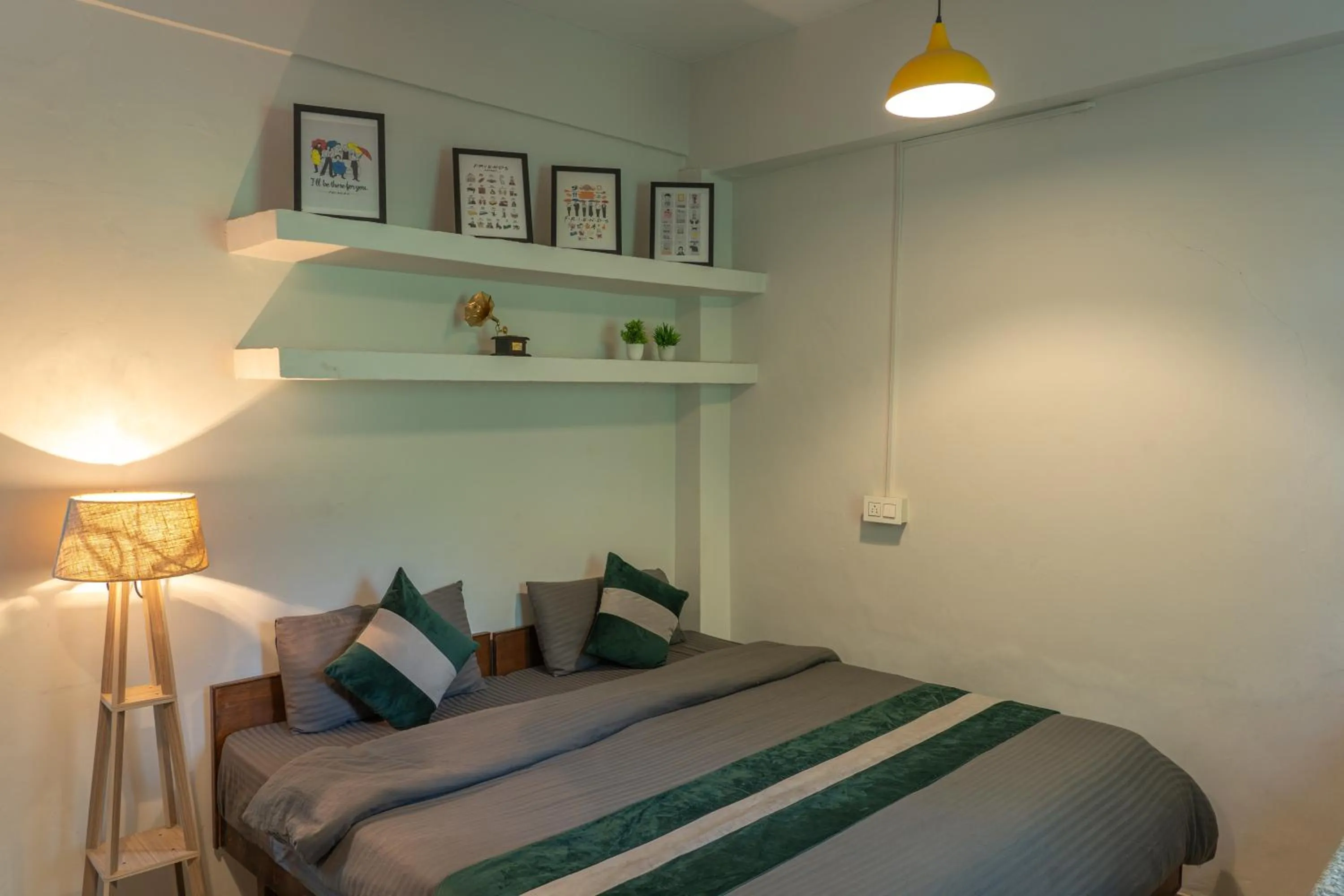 Bed in Whoopers Hostel Bir