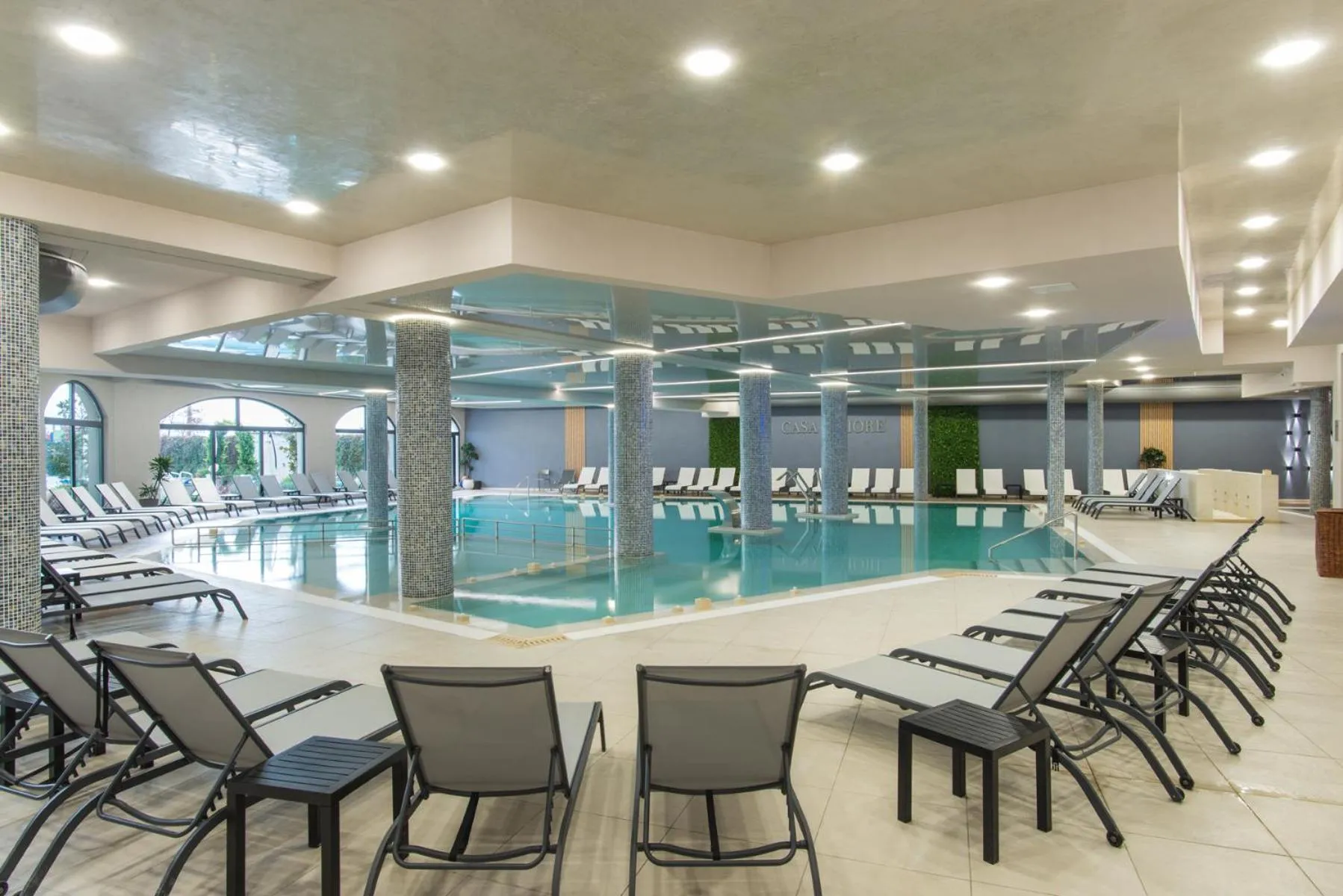 Hot Spring Bath in Casa di Fiore SPA and Medical Hotel, Mineral Pools & Private Beach