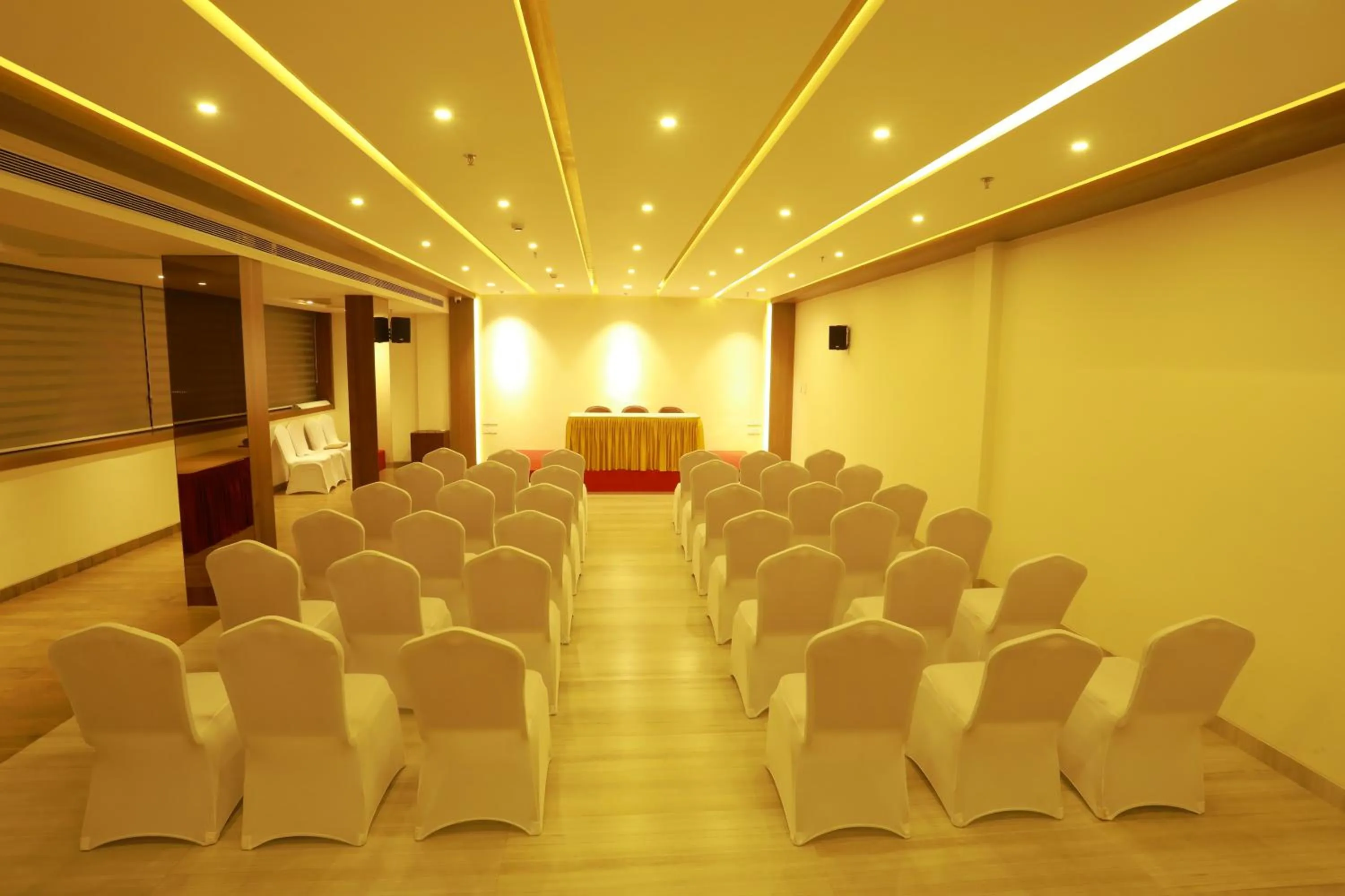 Banquet/Function facilities in Magnet Hotel