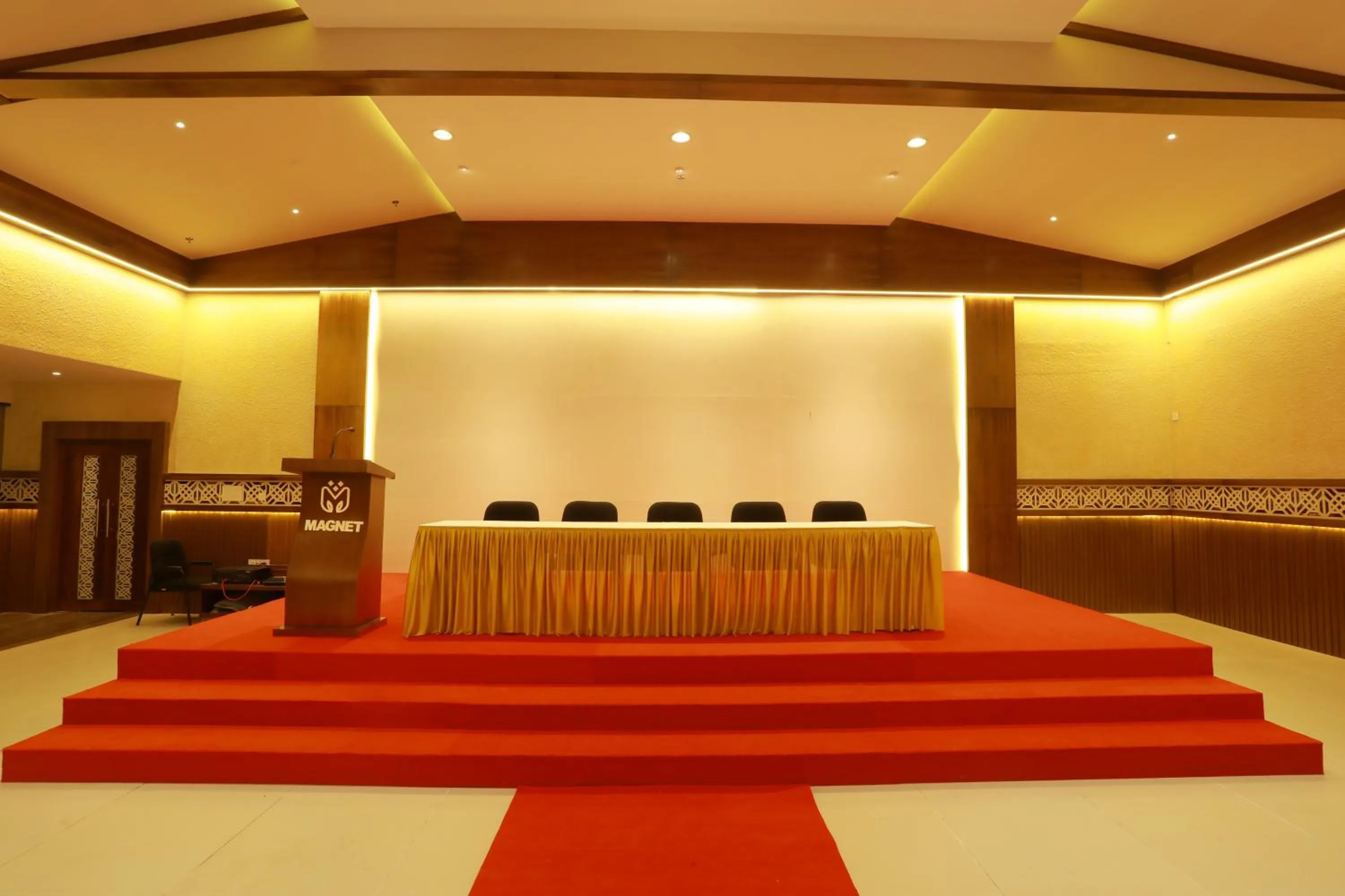 Banquet/Function facilities in Magnet Hotel