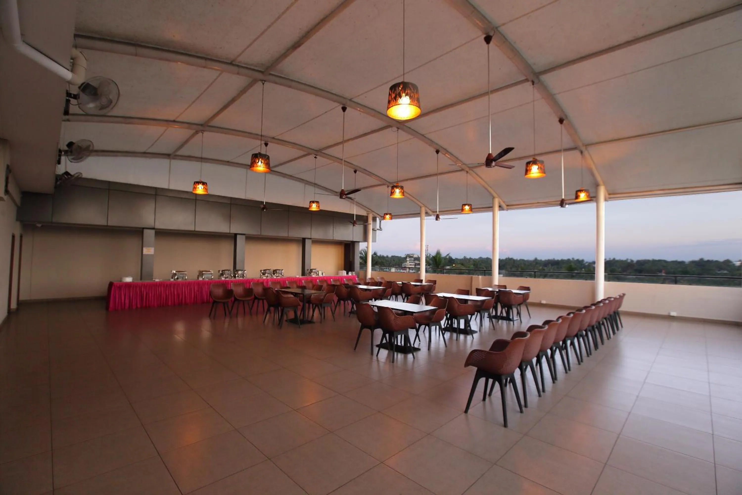 Meeting/conference room in Magnet Hotel