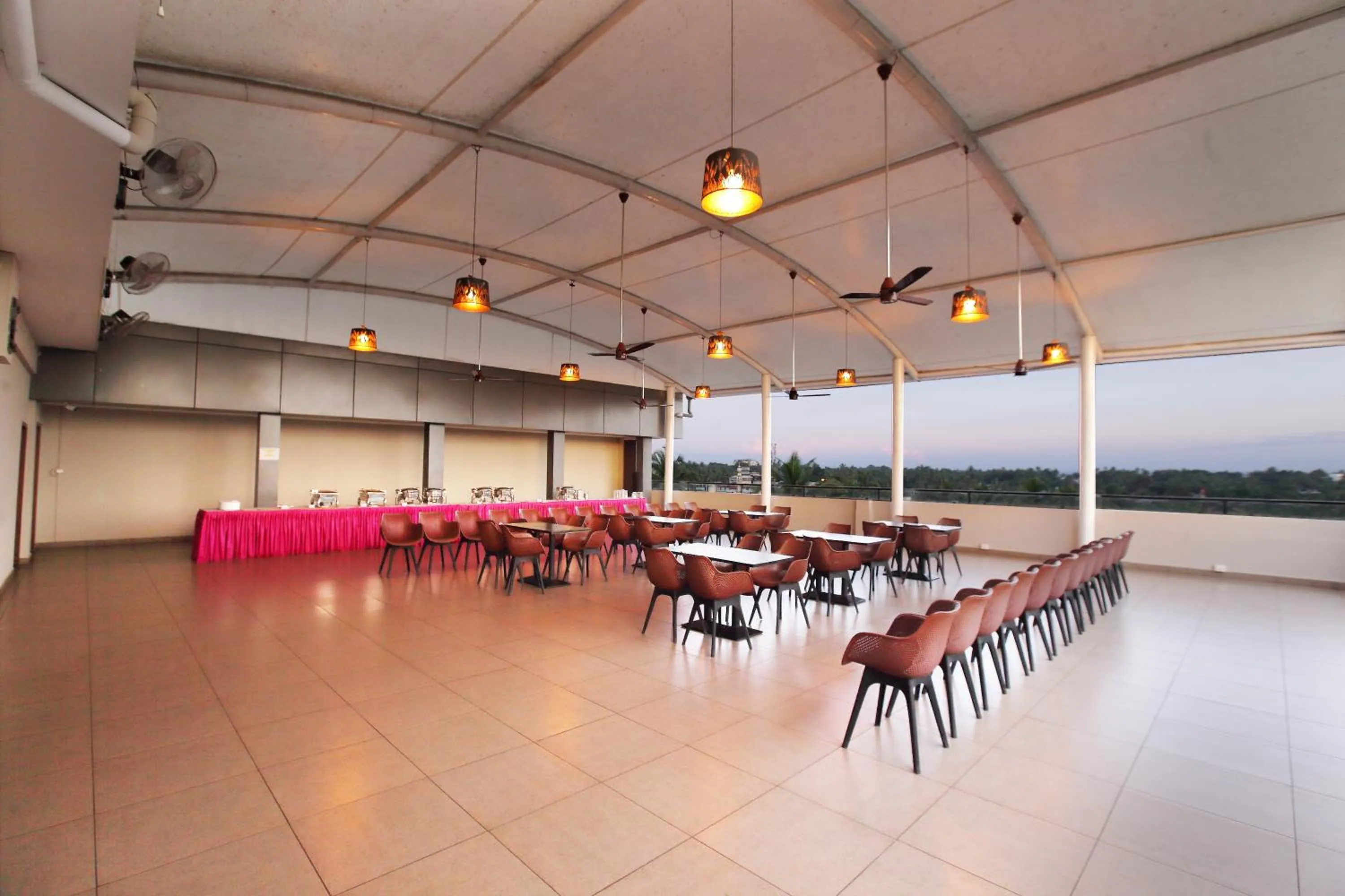 Meeting/conference room in Magnet Hotel