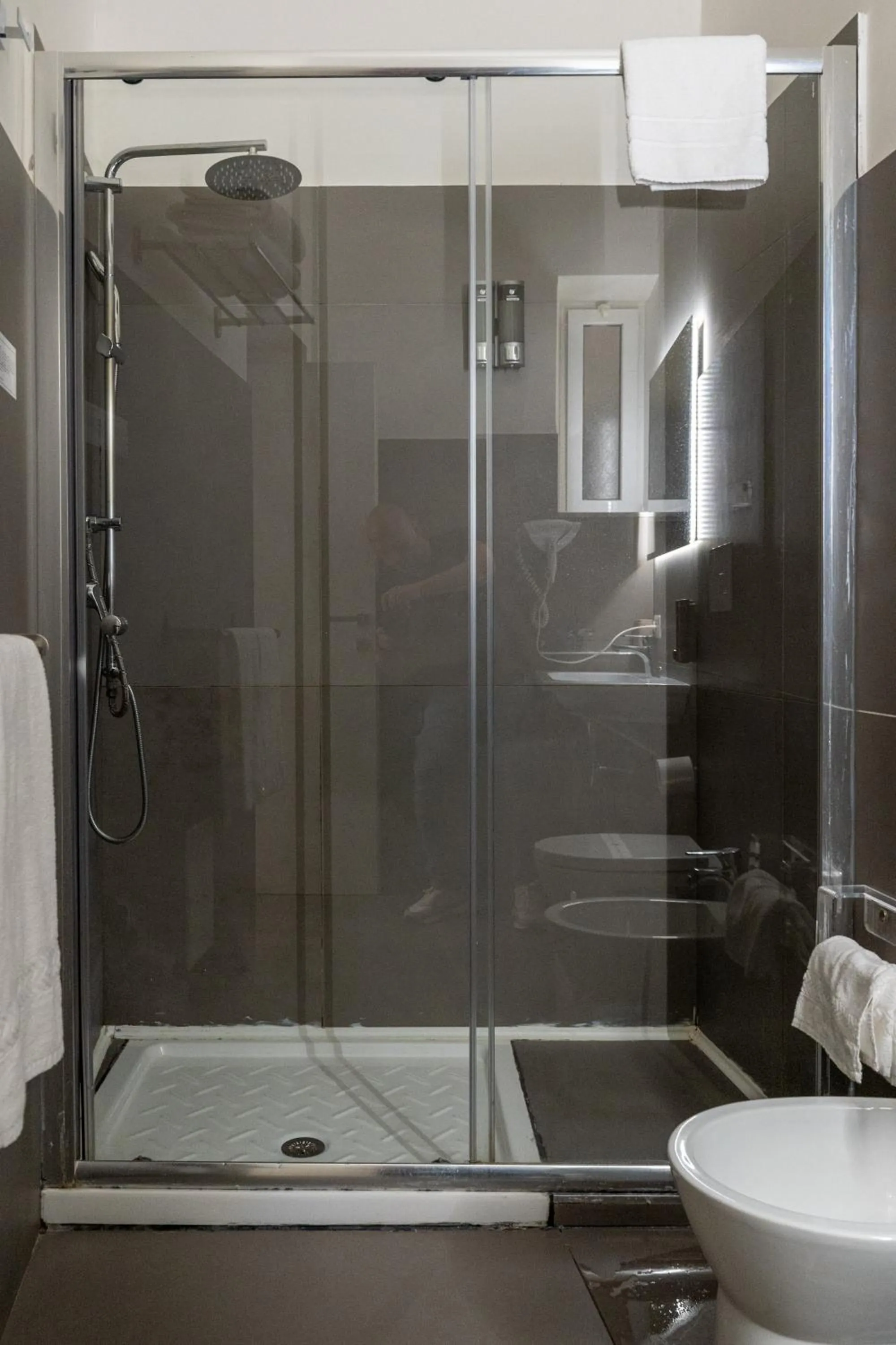 Shower in Hotel San Michele