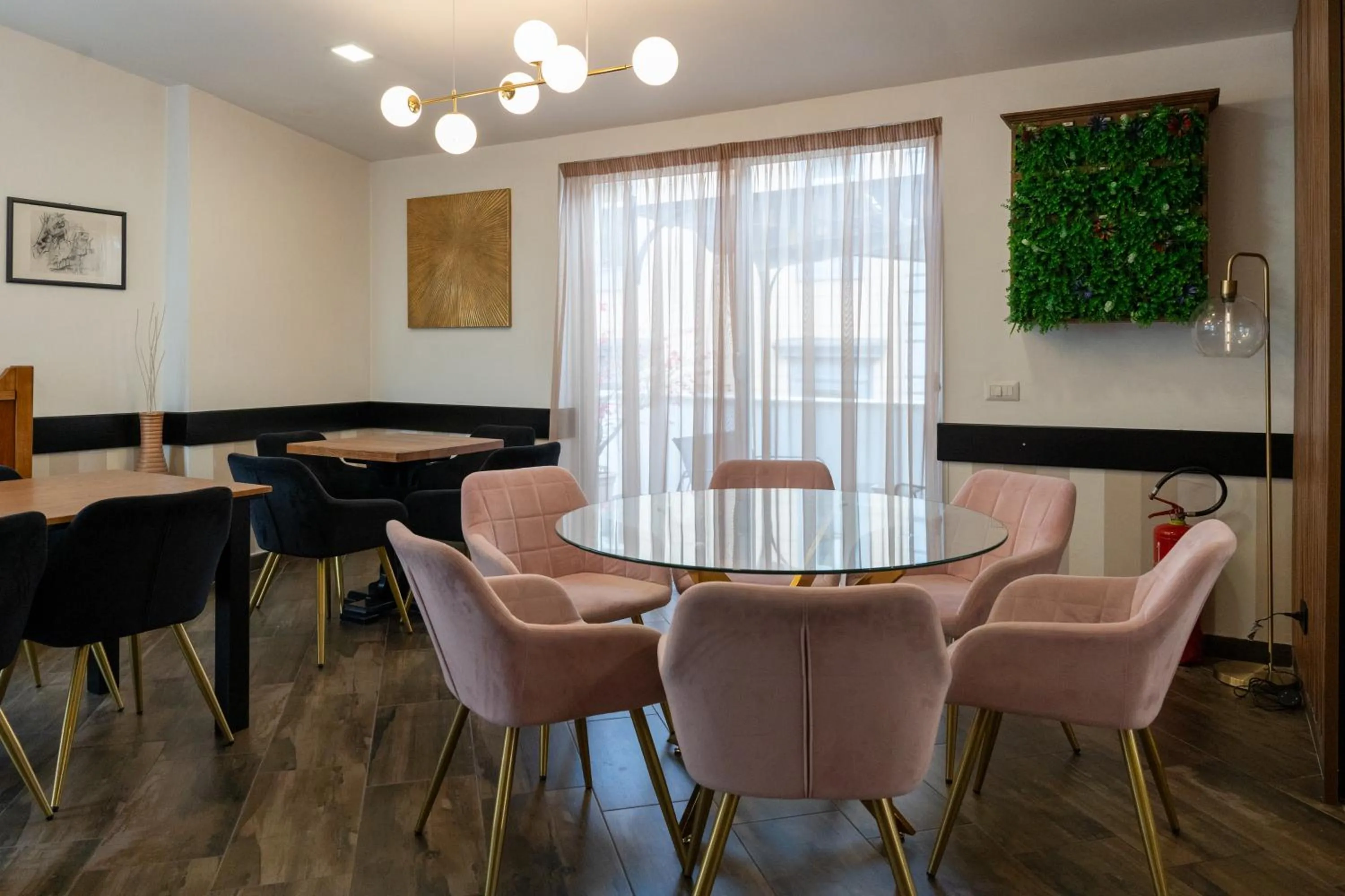 Lounge or bar in Hotel San Michele