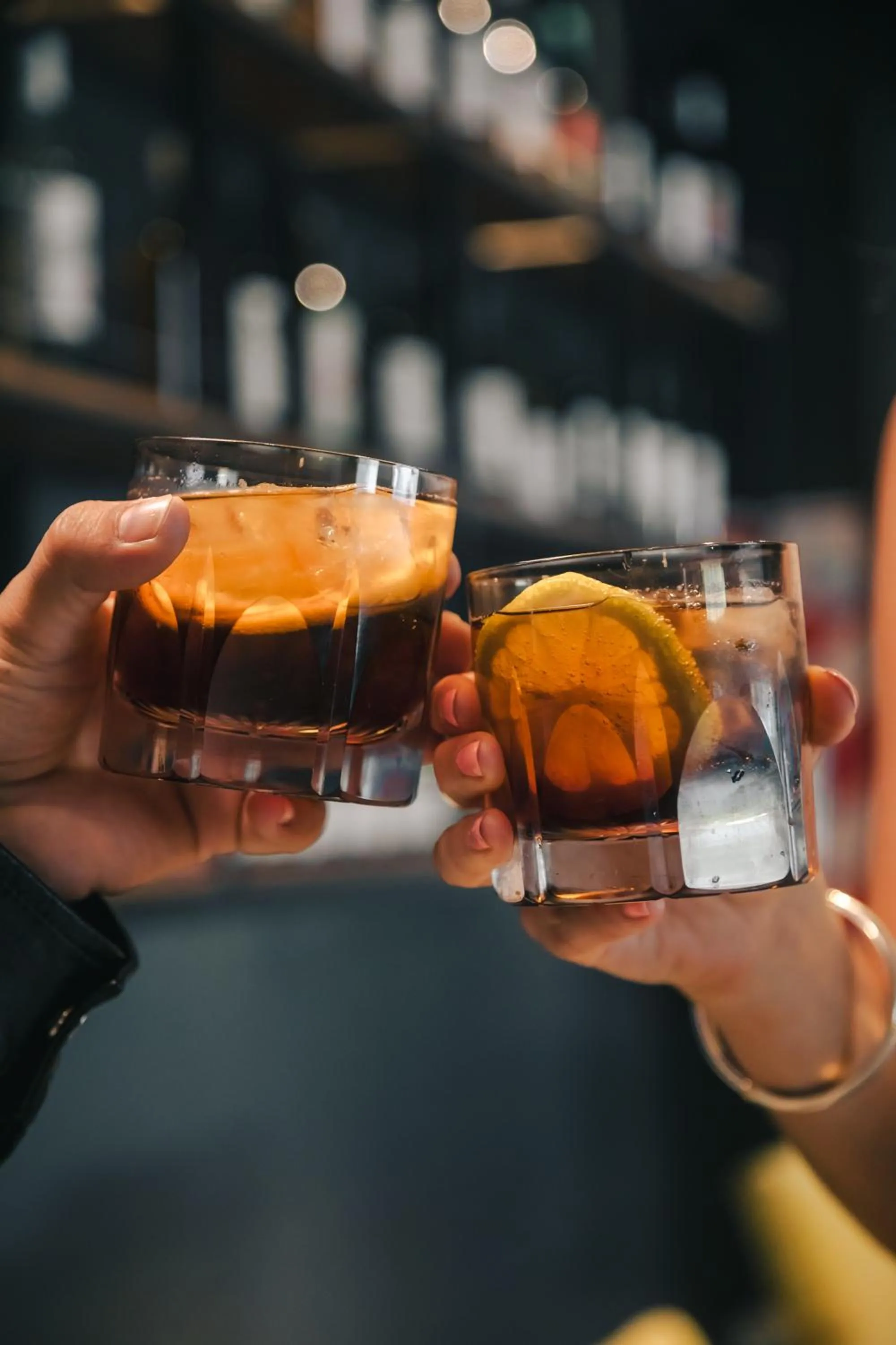 Lounge or bar in Portal Plaza Suites