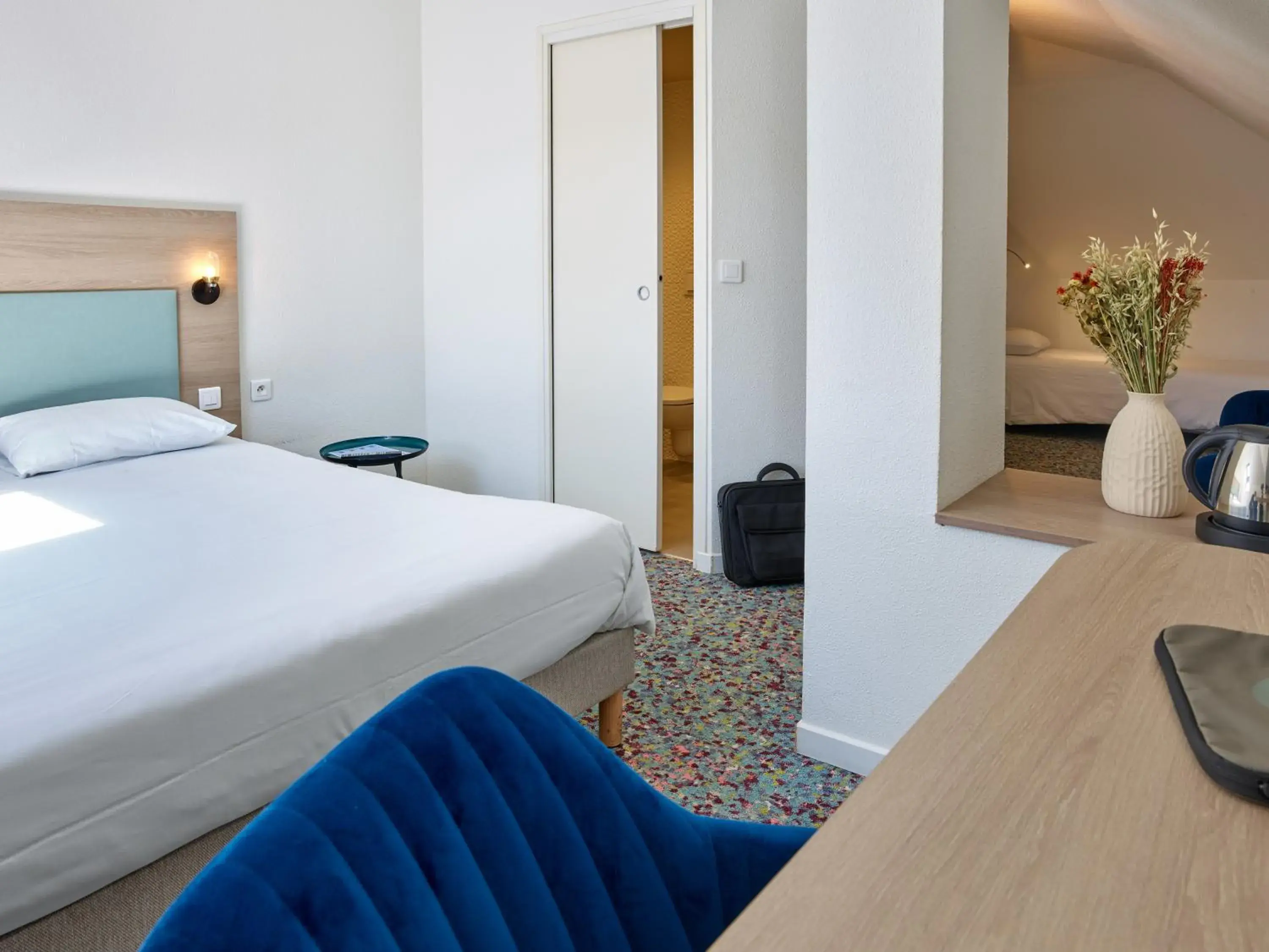 Superior Quadruple Room in Hôtel REVOTEL Nancy Centre Gare et Congrès Superior Quadruple Room in Hôtel REVOTEL Nancy Centre Gare et Congrès