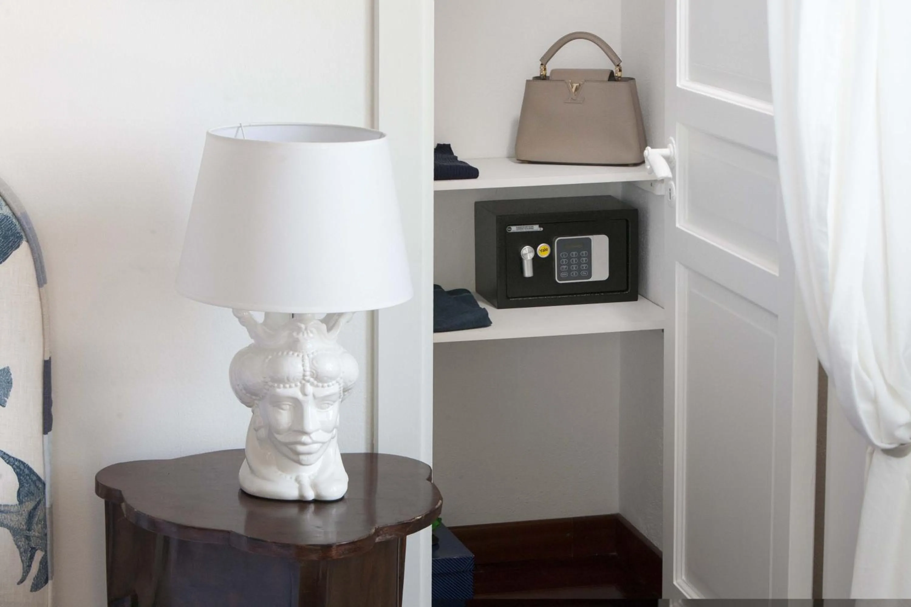 safe in Amore Rentals - Villa Lo Scoglio
