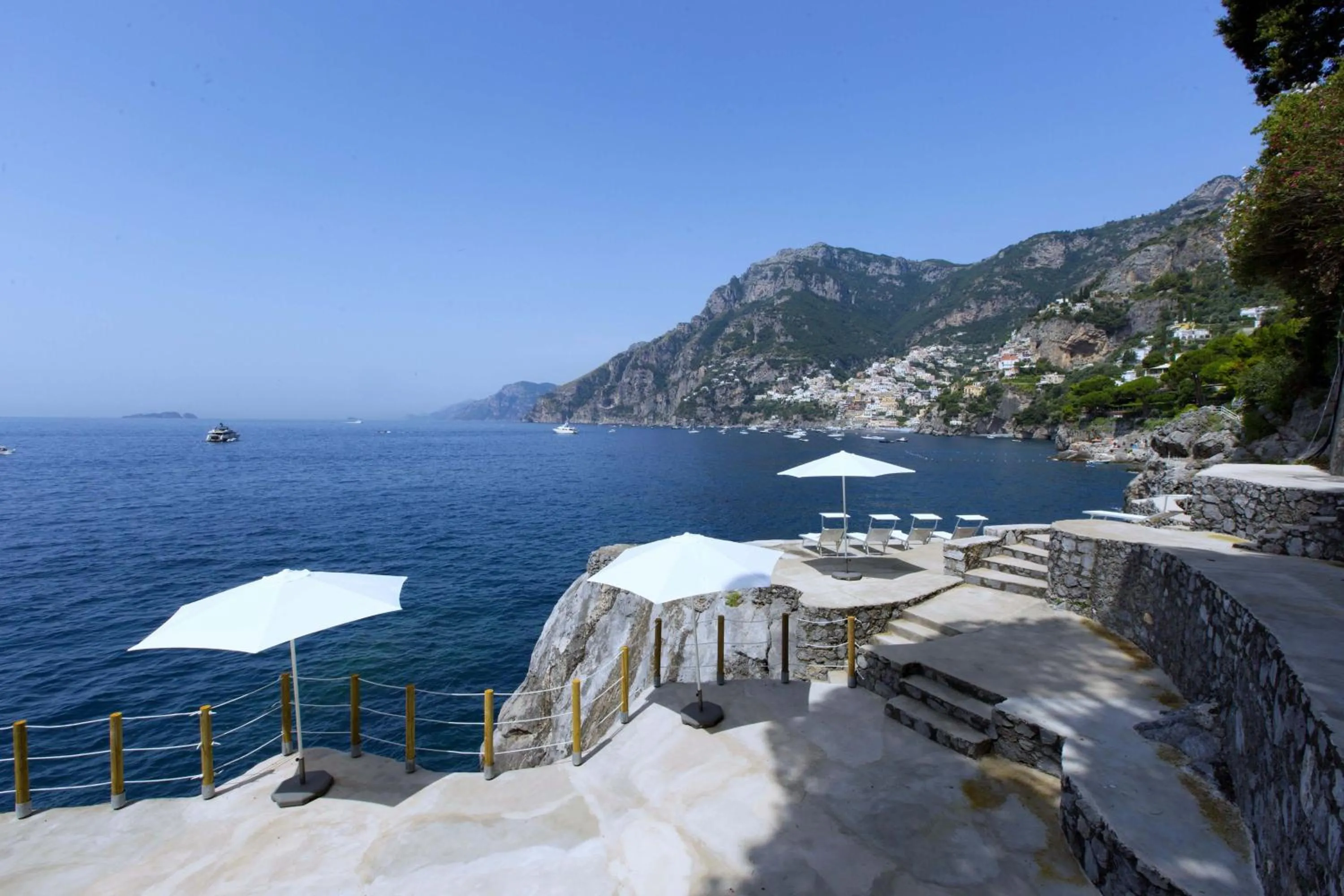 Beach in Amore Rentals - Villa Lo Scoglio