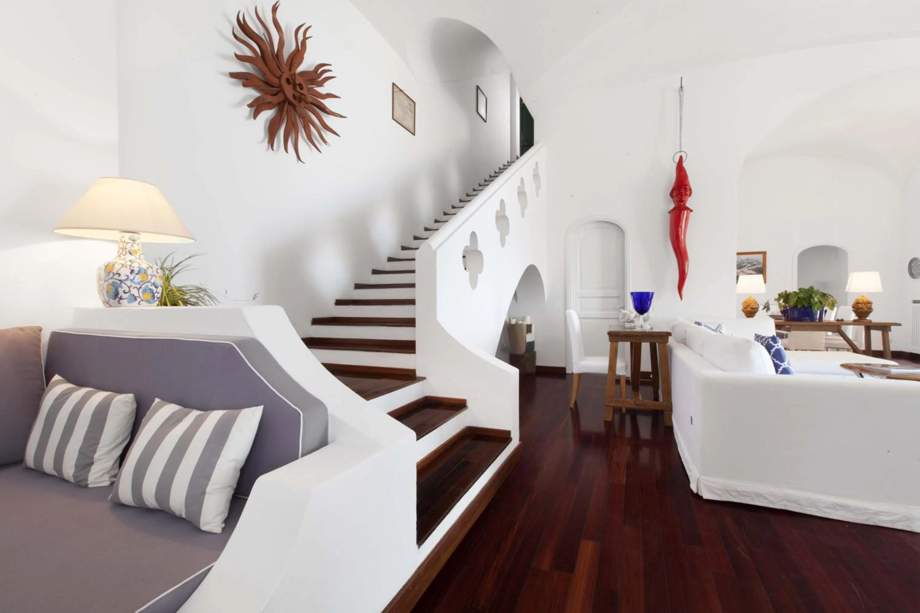 Living room, Bed in Amore Rentals - Villa Lo Scoglio