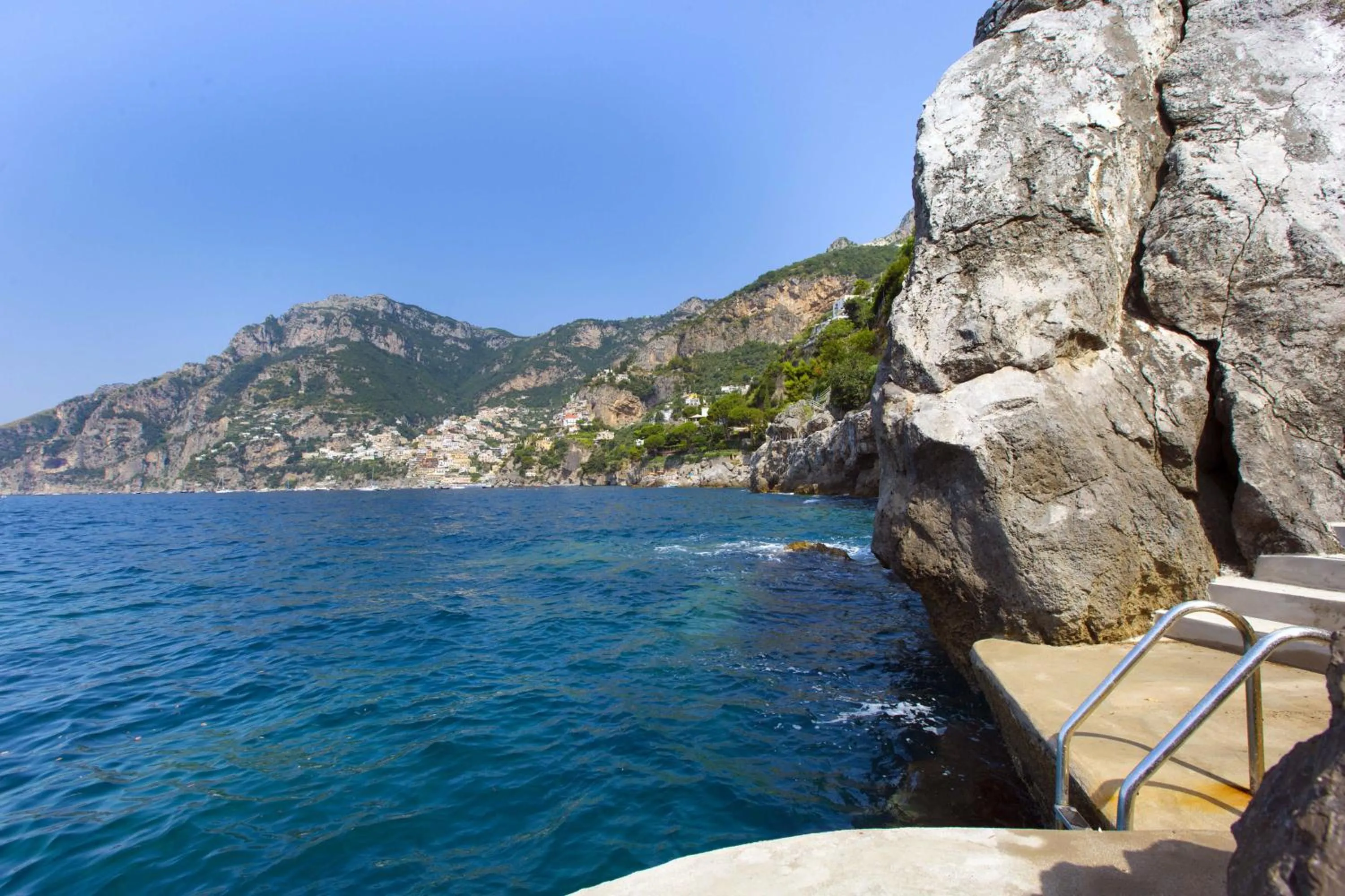 Beach in Amore Rentals - Villa Lo Scoglio
