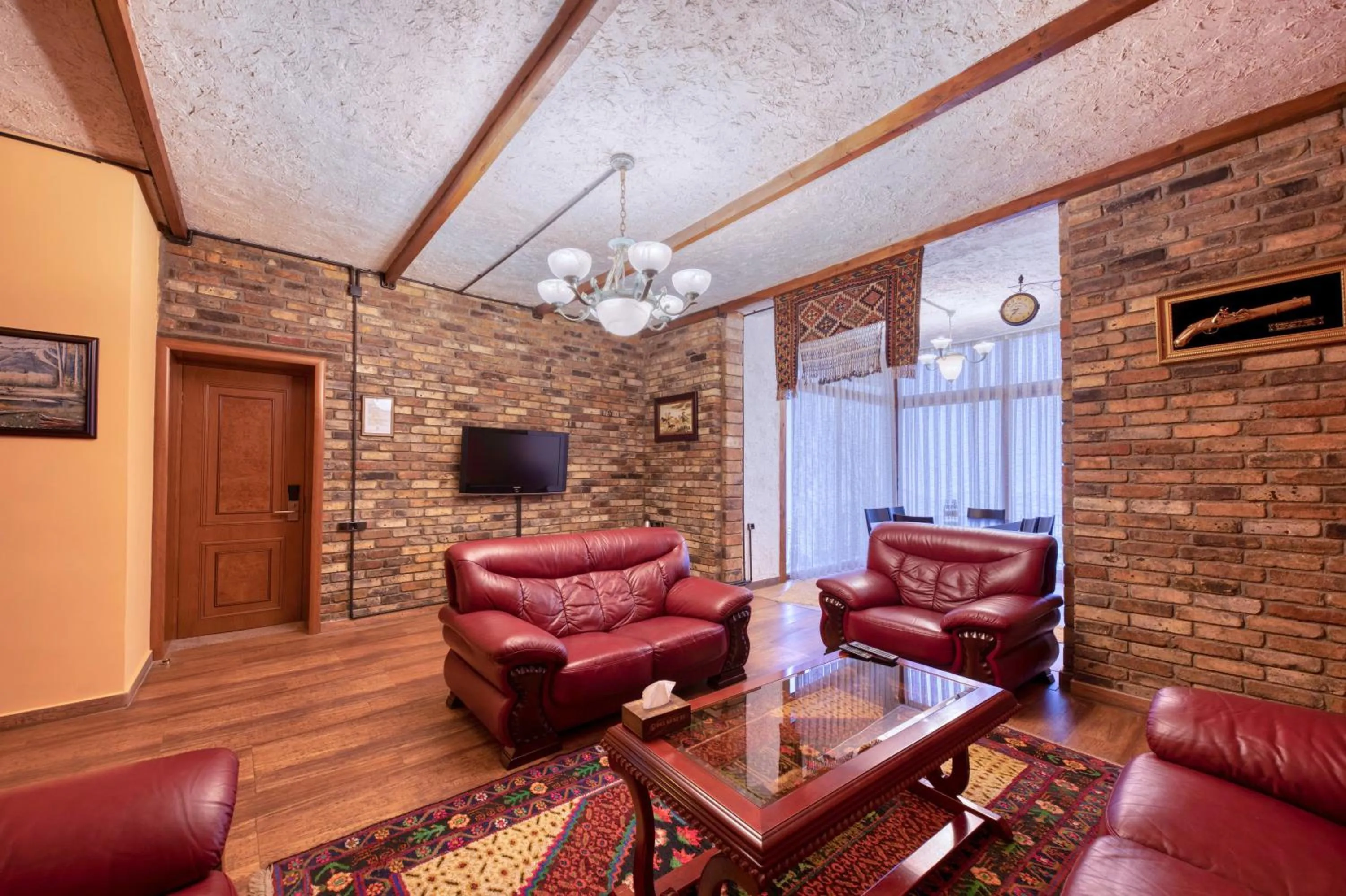 Alpine Castle Hotel