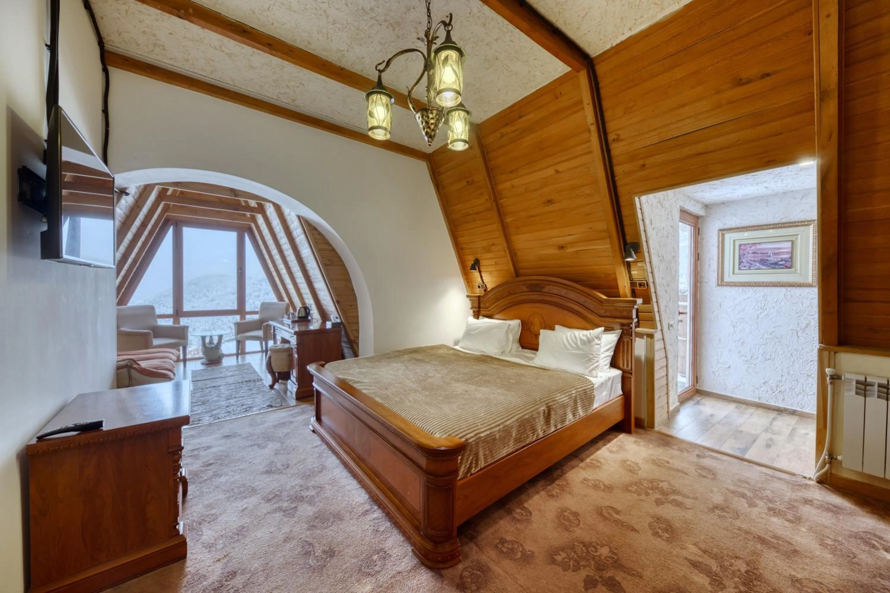 Suite with Mountain View in Alpine Castle Hotel