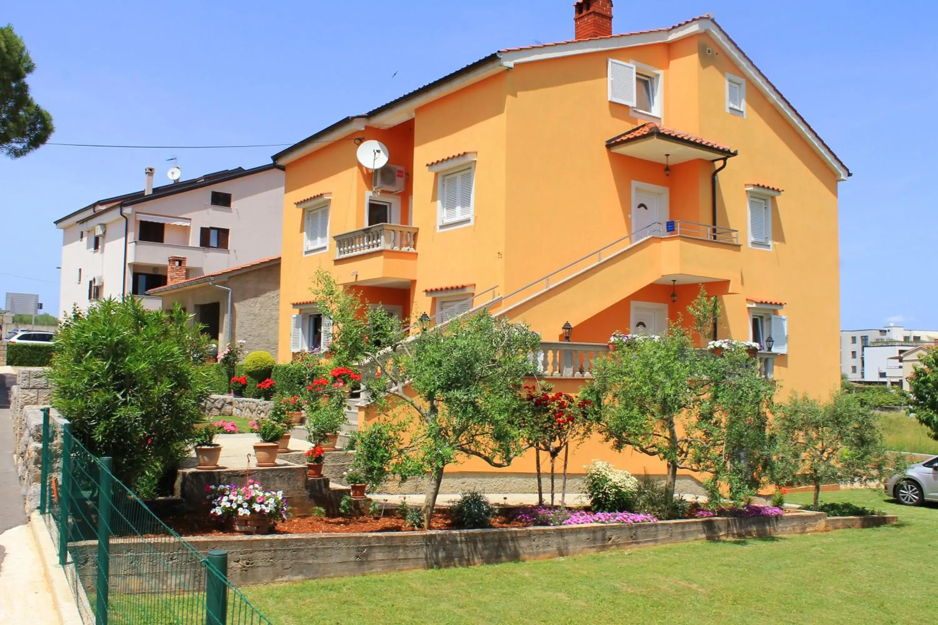 Apartmani Mladenka Apartmani Mladenka