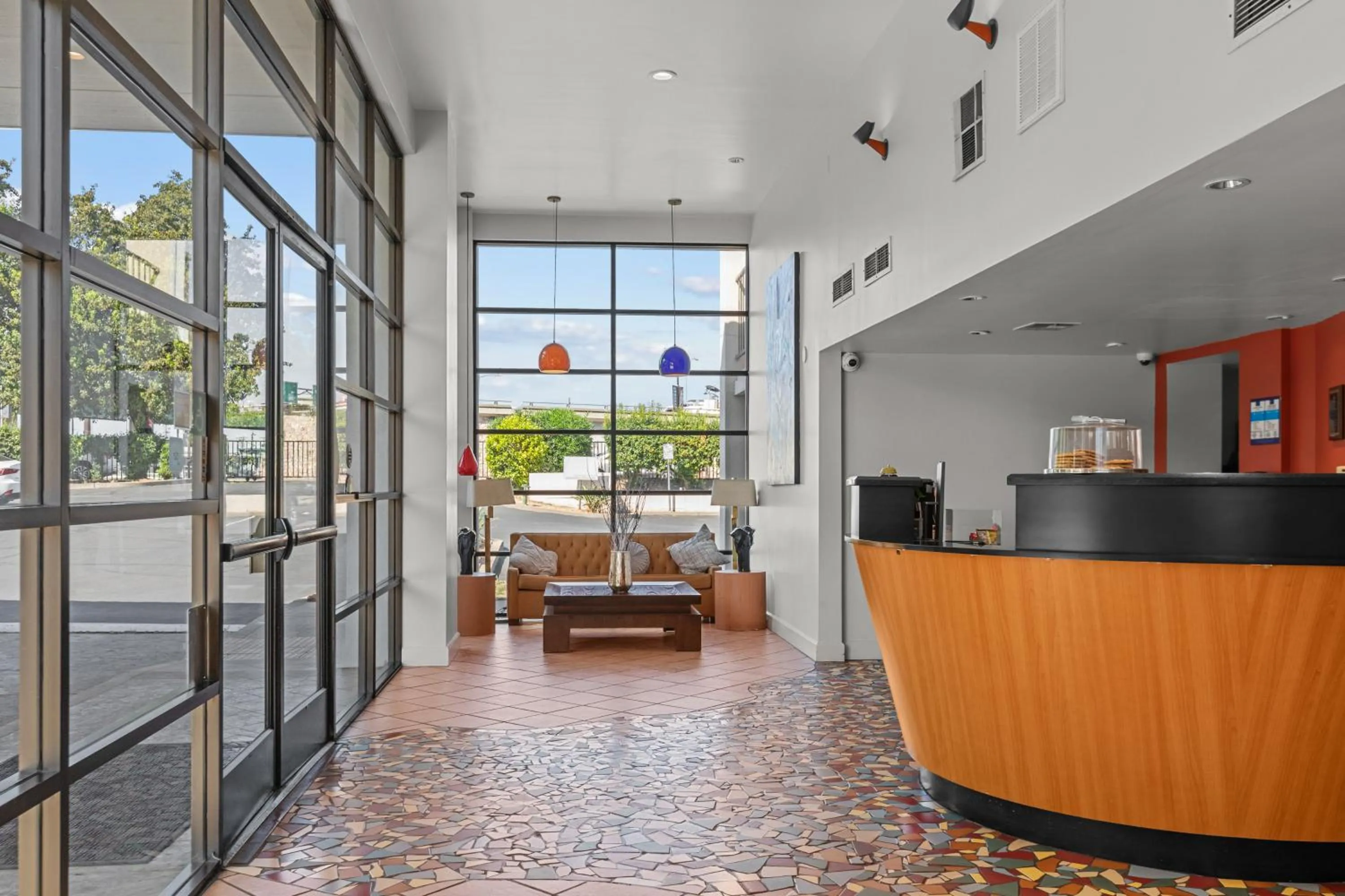 Lobby or reception in Vagabond Inn Executive Old Town