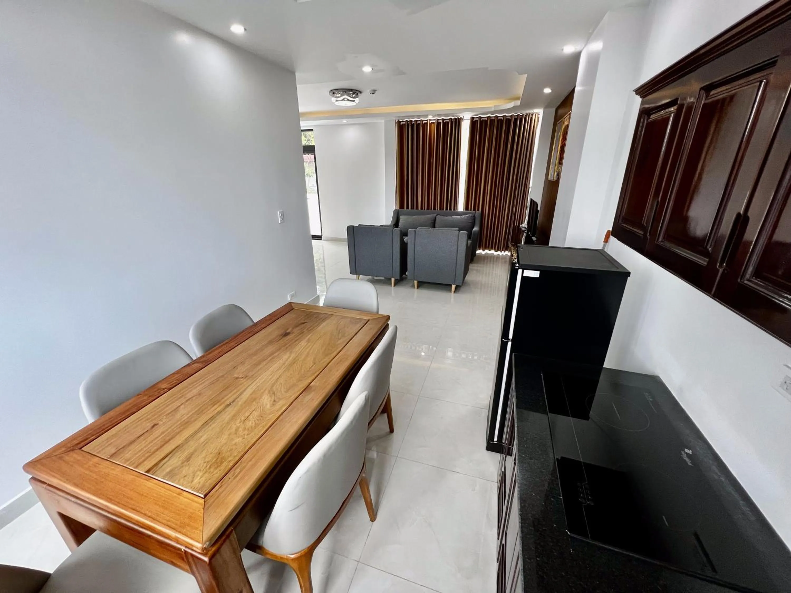 TV and multimedia in Dương Đông Hotel