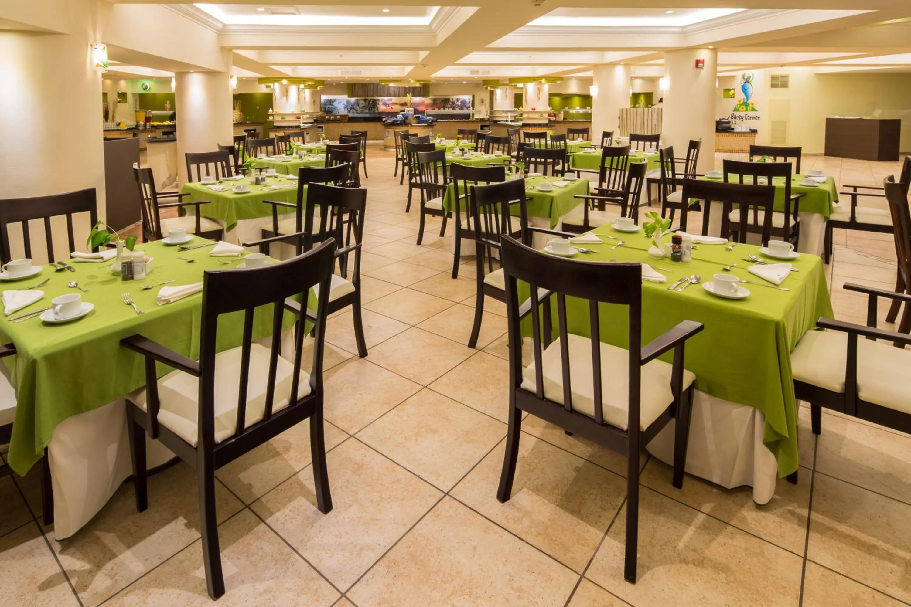 Breakfast in Barceló Aruba - All Inclusive