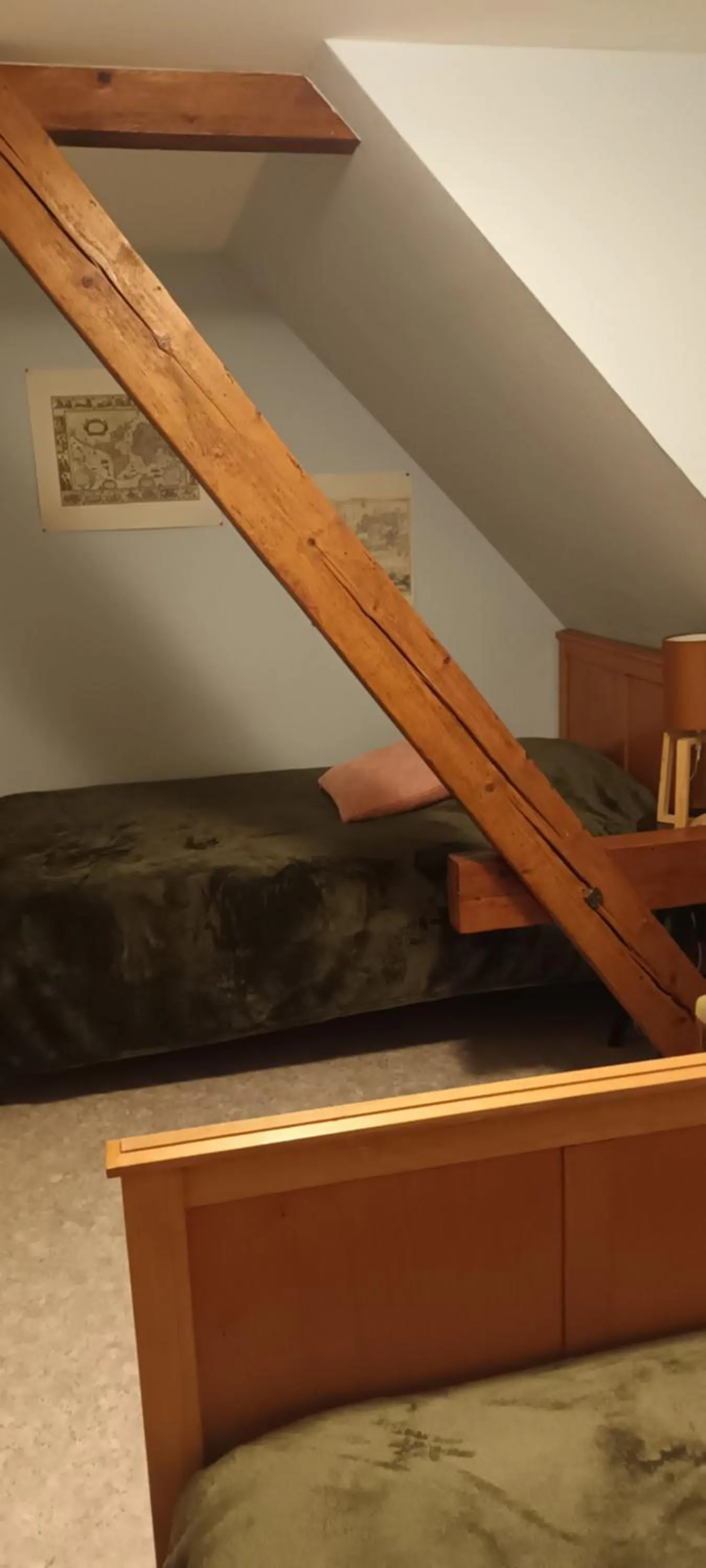 Property building in Au jardin de la Maison des Soeurs